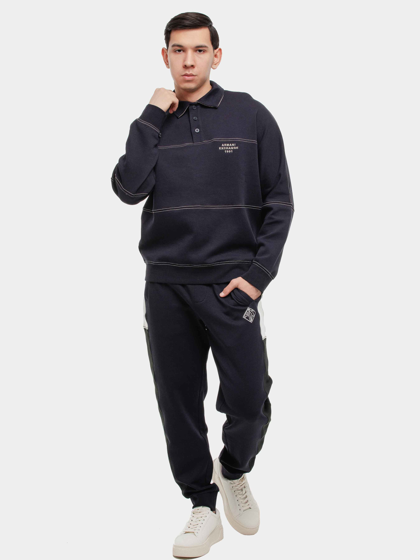 Худи и свитшоты Armani Exchange модель XM000459-AF10818-UB101 Фото