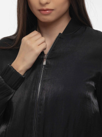 Куртки и дубленки Armani Exchange модель XW000138-AF10839-UC001 Фото