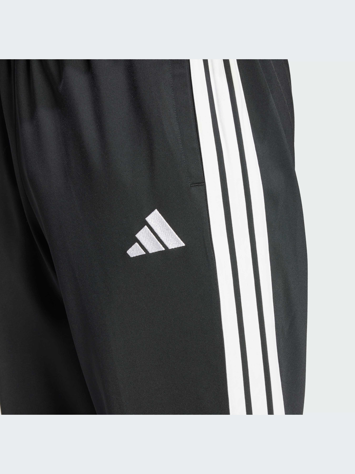 Костюмы Adidas 3 Stripes модель JI8858-KZ Фото