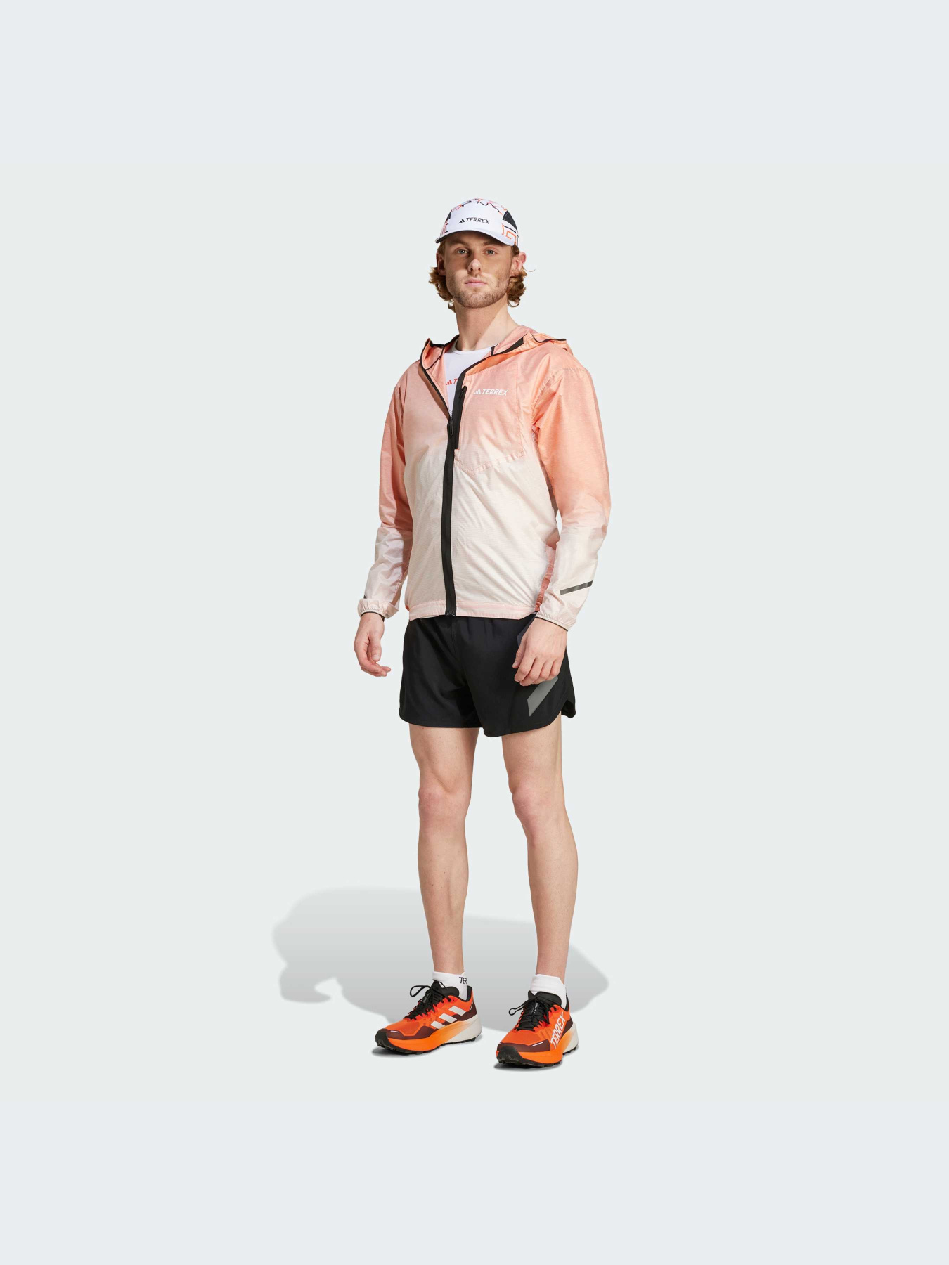 Куртки и дубленки Adidas модель IT3434-KZ Куртки и дубленки Adidas модель IT3434-KZ Фото