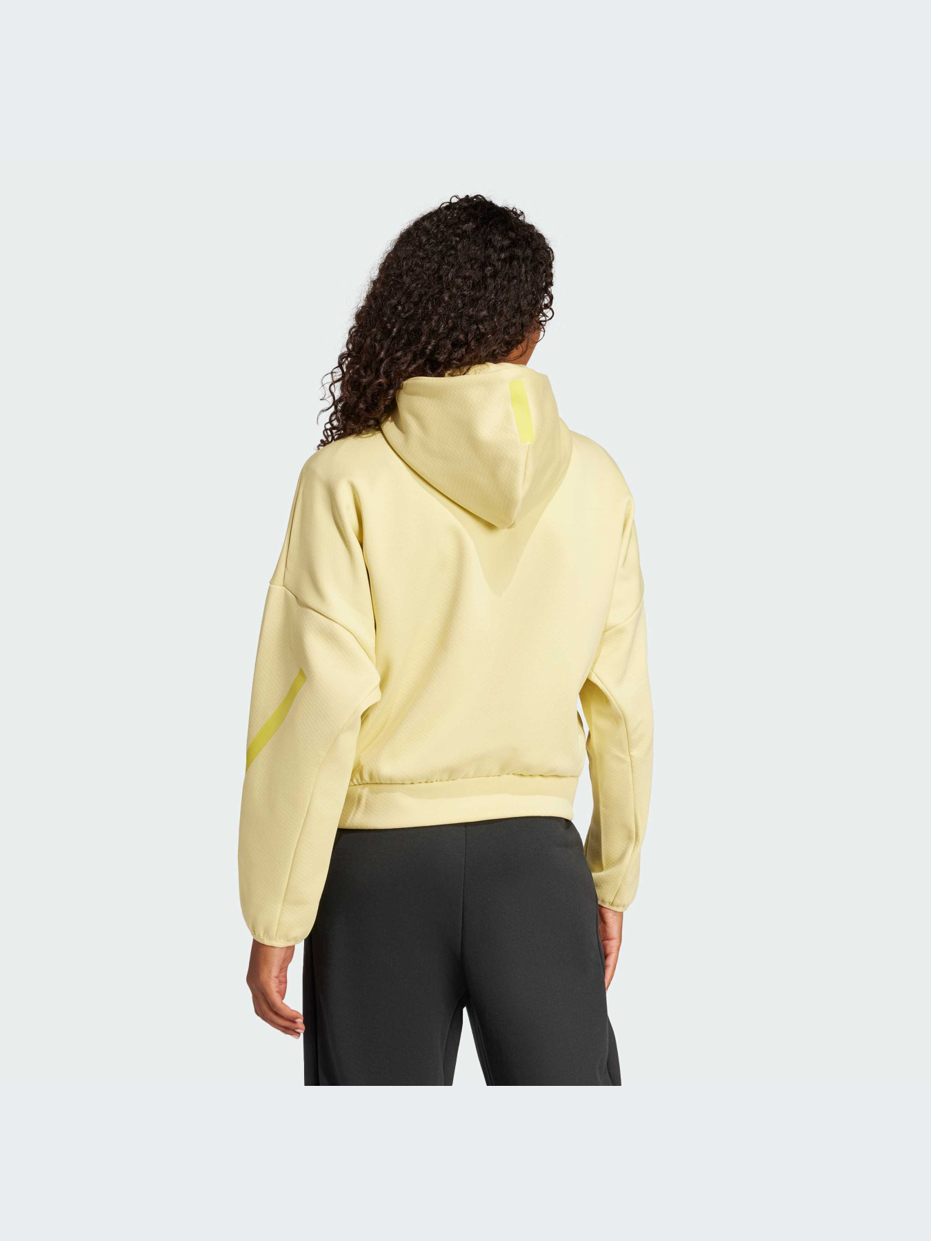 Худи и свитшоты Adidas ZNE модель JJ4753-KZ Фото
