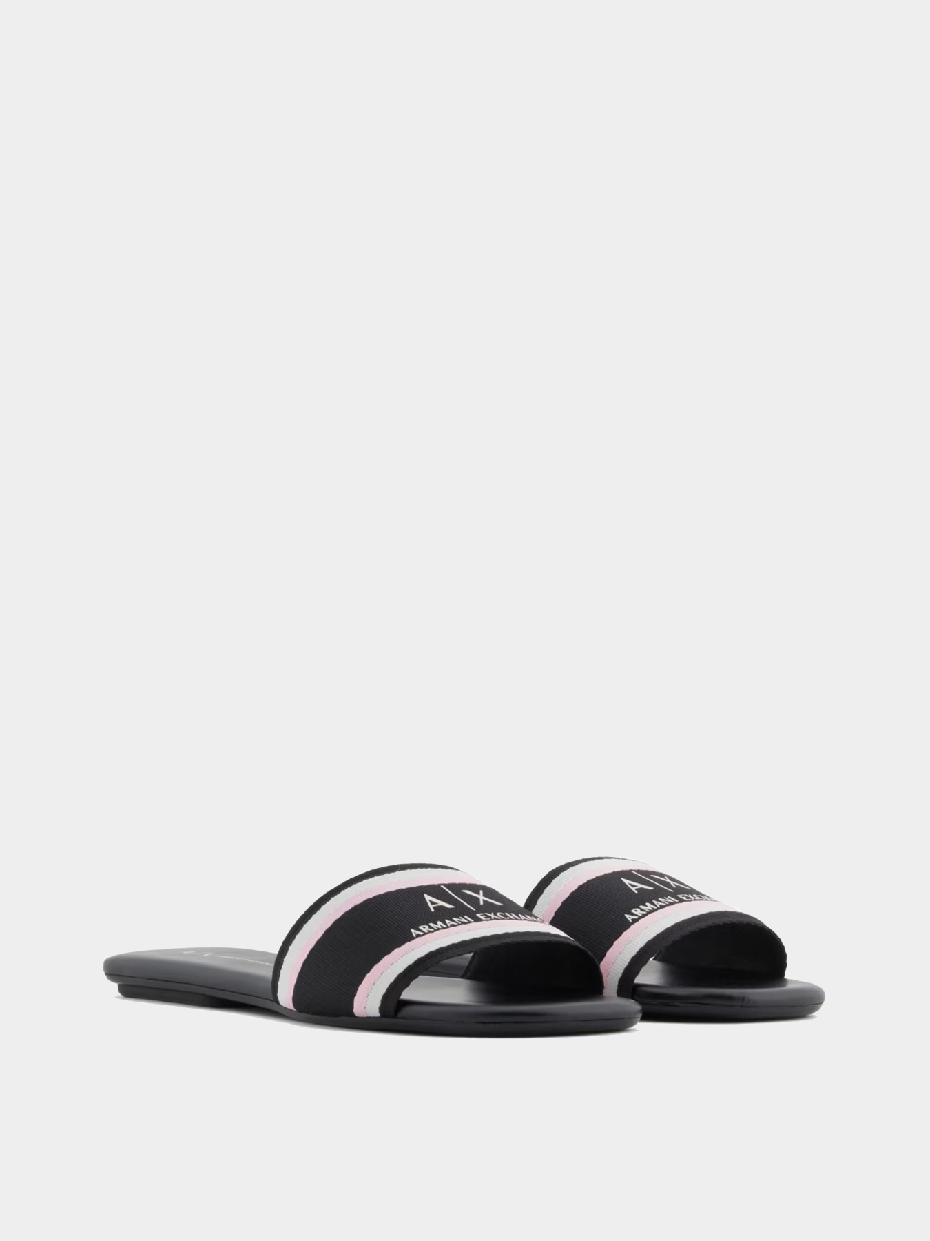 Шлёпанцы Armani Exchange модель XDP056-XV922-00002 Фото