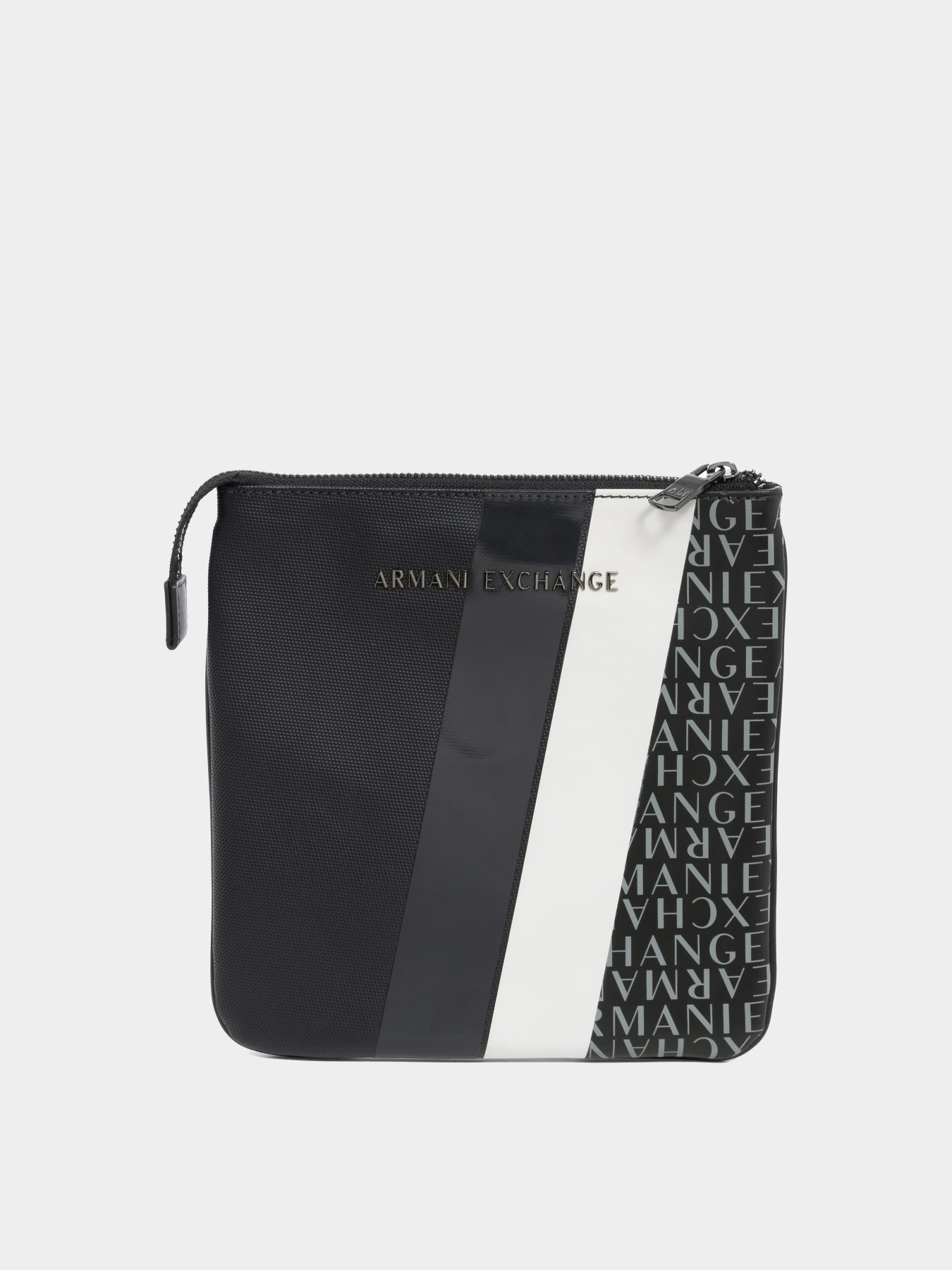 Сумки Armani Exchange модель XM000164-AF11935-MB051 Фото
