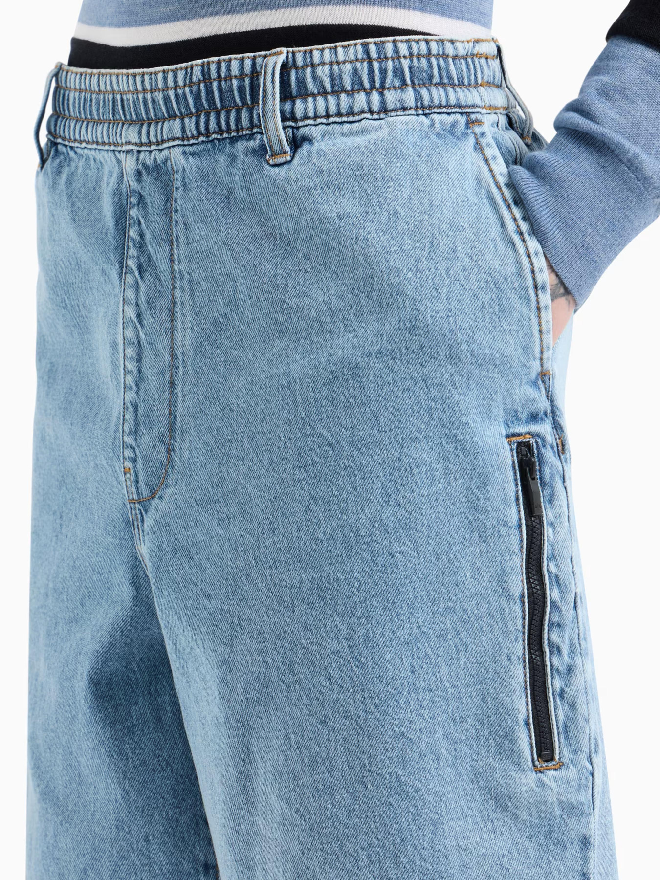 Шорты Armani Exchange модель XM001232-AF13367-MB003 Фото