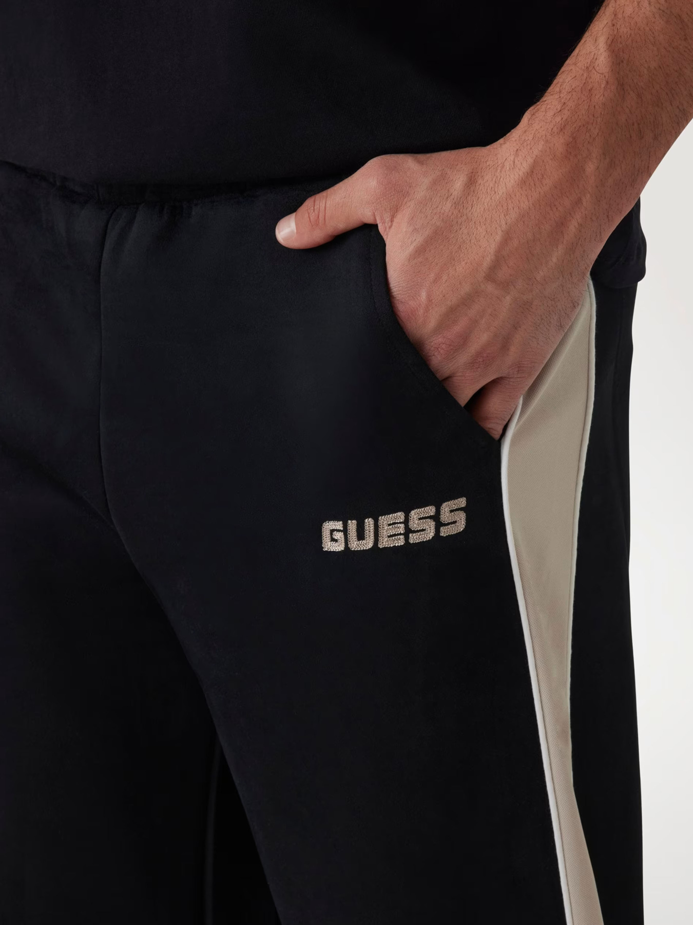 Брюки GUESS модель Z5RB02-KCJY2-JBLK Фото