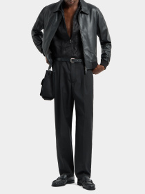 Куртки и дубленки Emporio Armani модель EM001889-AF15420-UC001 Фото