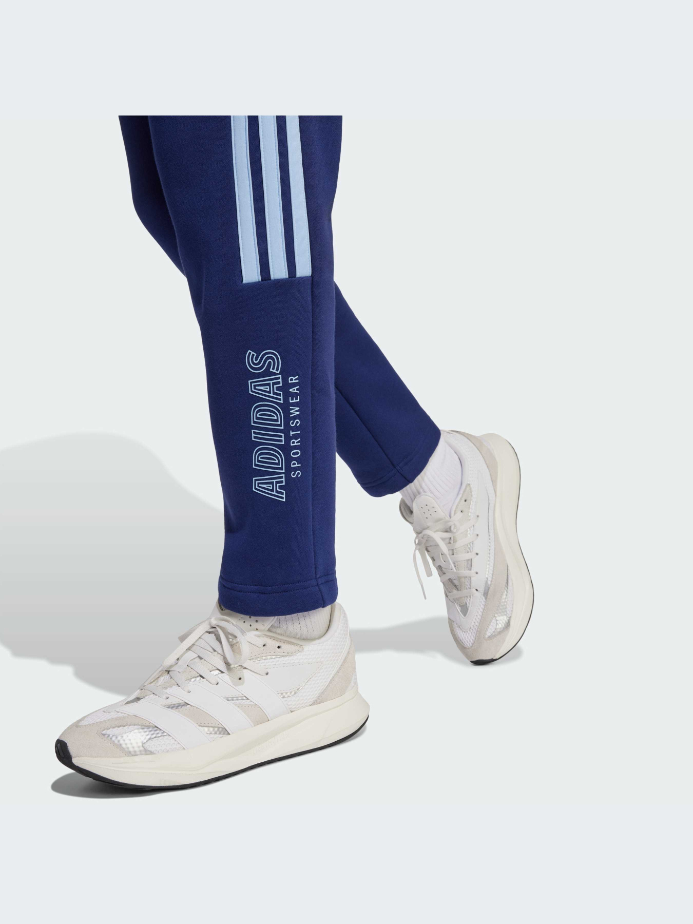 Брюки Adidas Tiro модель JC8069-KZ Фото