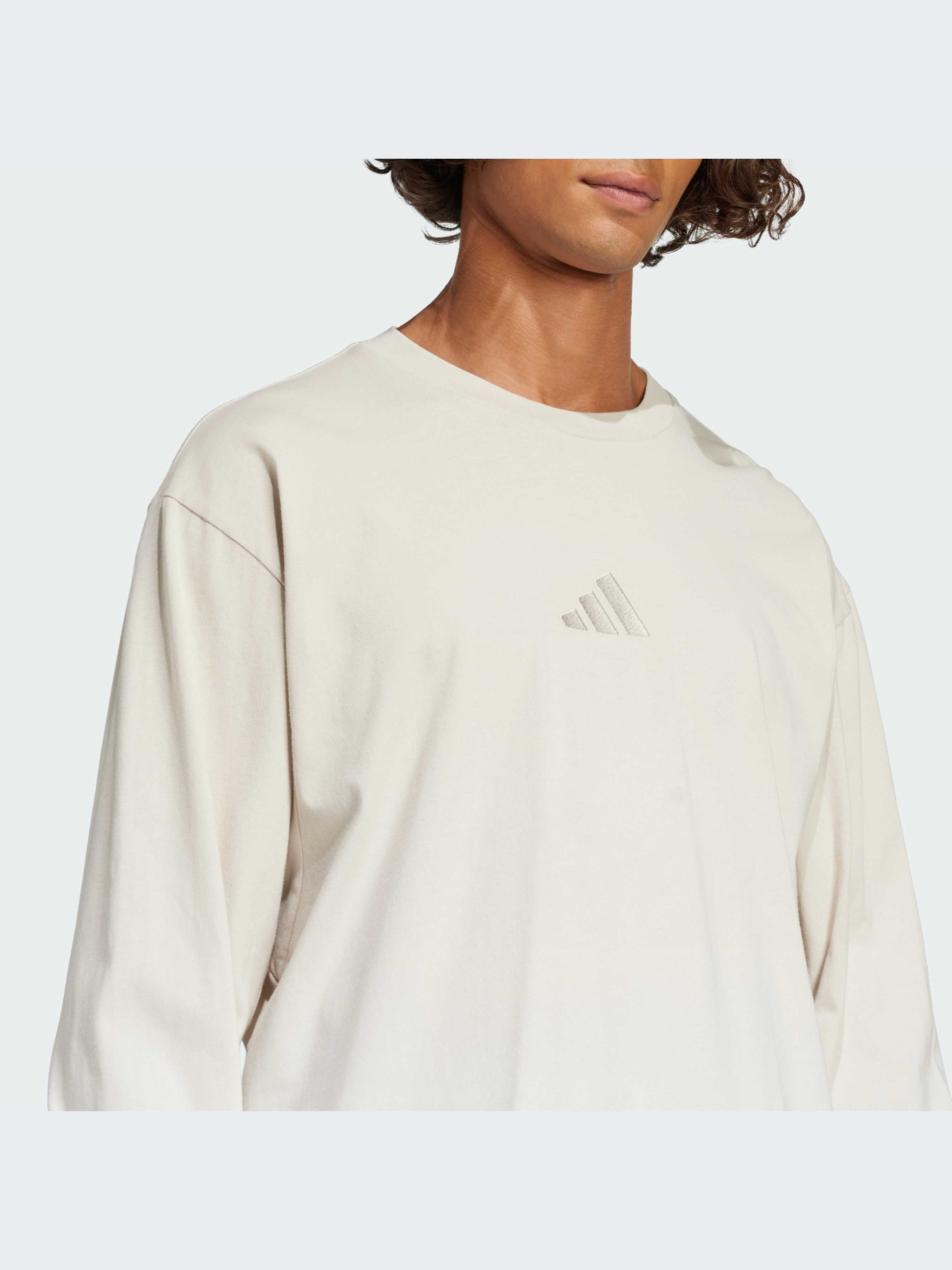 Худи и свитшоты Adidas модель JJ3693-KZ Худи и свитшоты Adidas модель JJ3693-KZ Фото