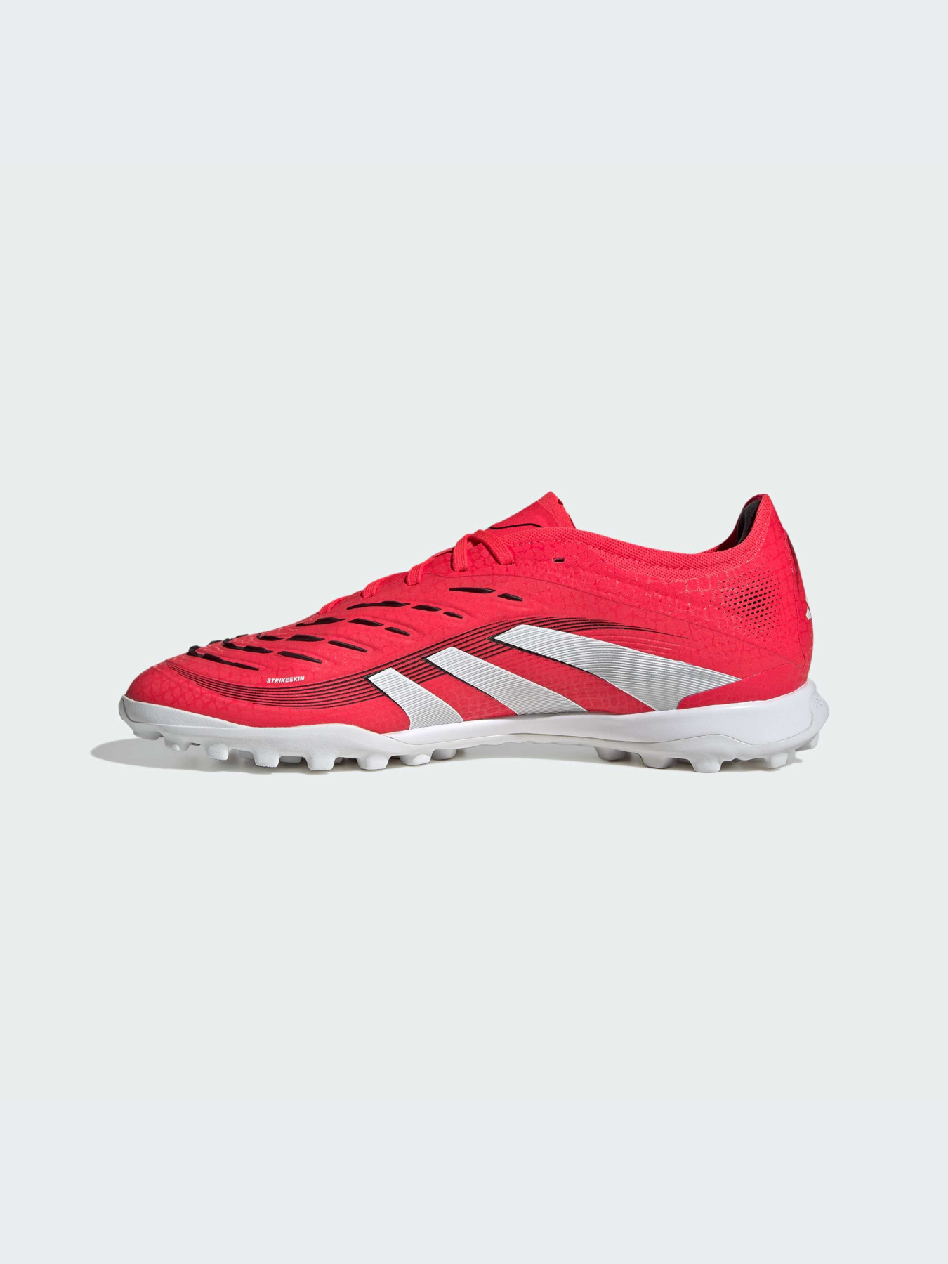 Кроссовки Adidas Predator модель ID3764-KZ Фото