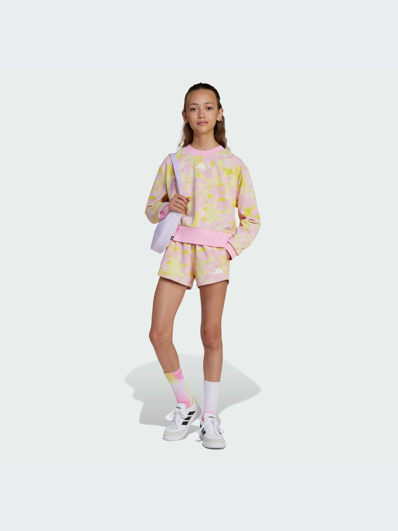 Худи и свитшоты Adidas модель JI6221-KZ Фото