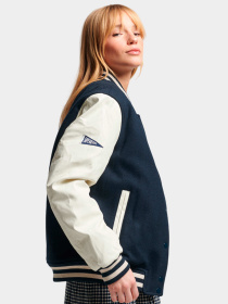 Куртки и дубленки Superdry модель W5011042A98T Фото
