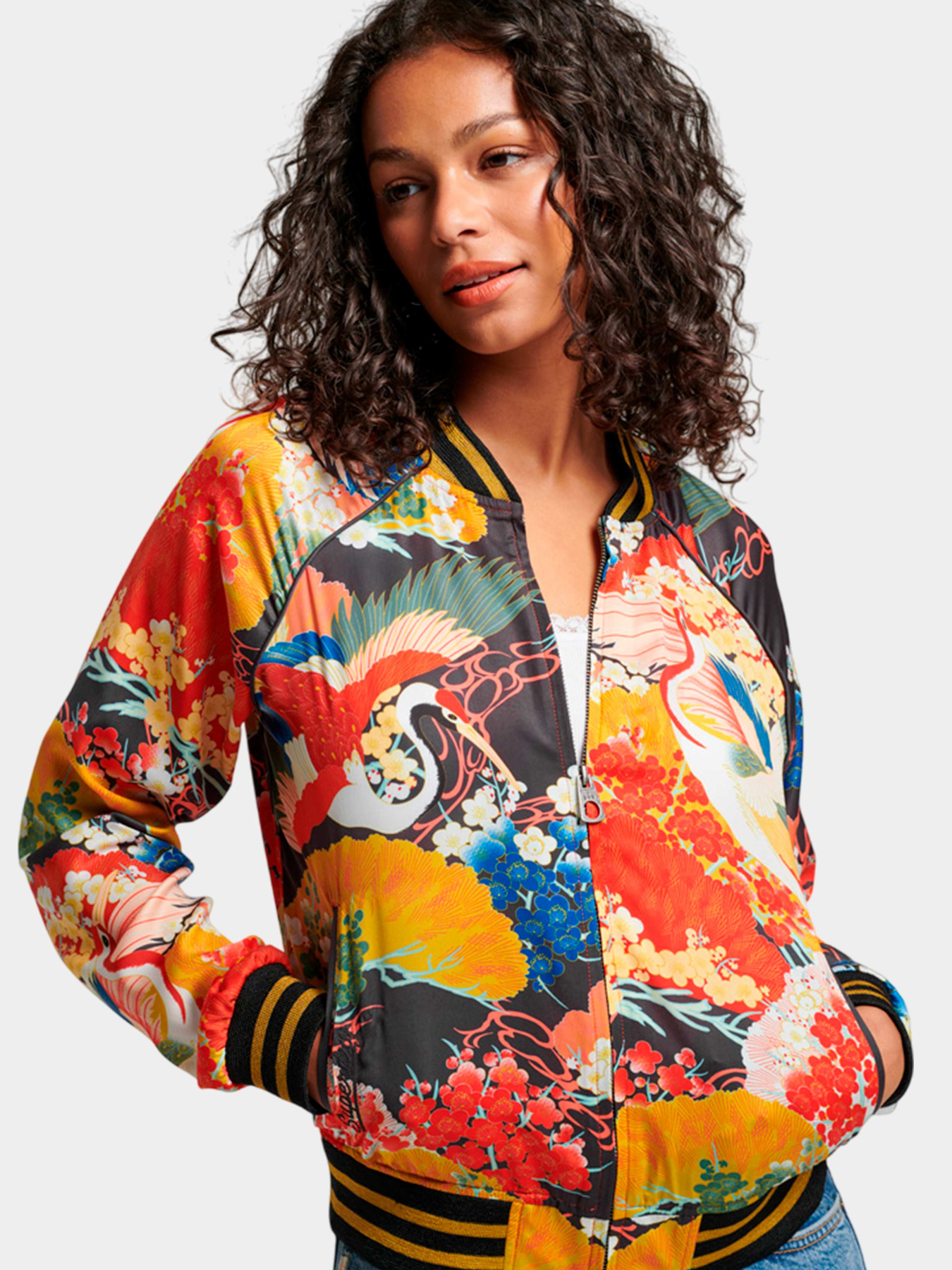 Куртки и дубленки Superdry модель W5011475A8XY Фото