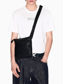 Сумки Armani Exchange модель XM000852-AF12967-UC001 Фото