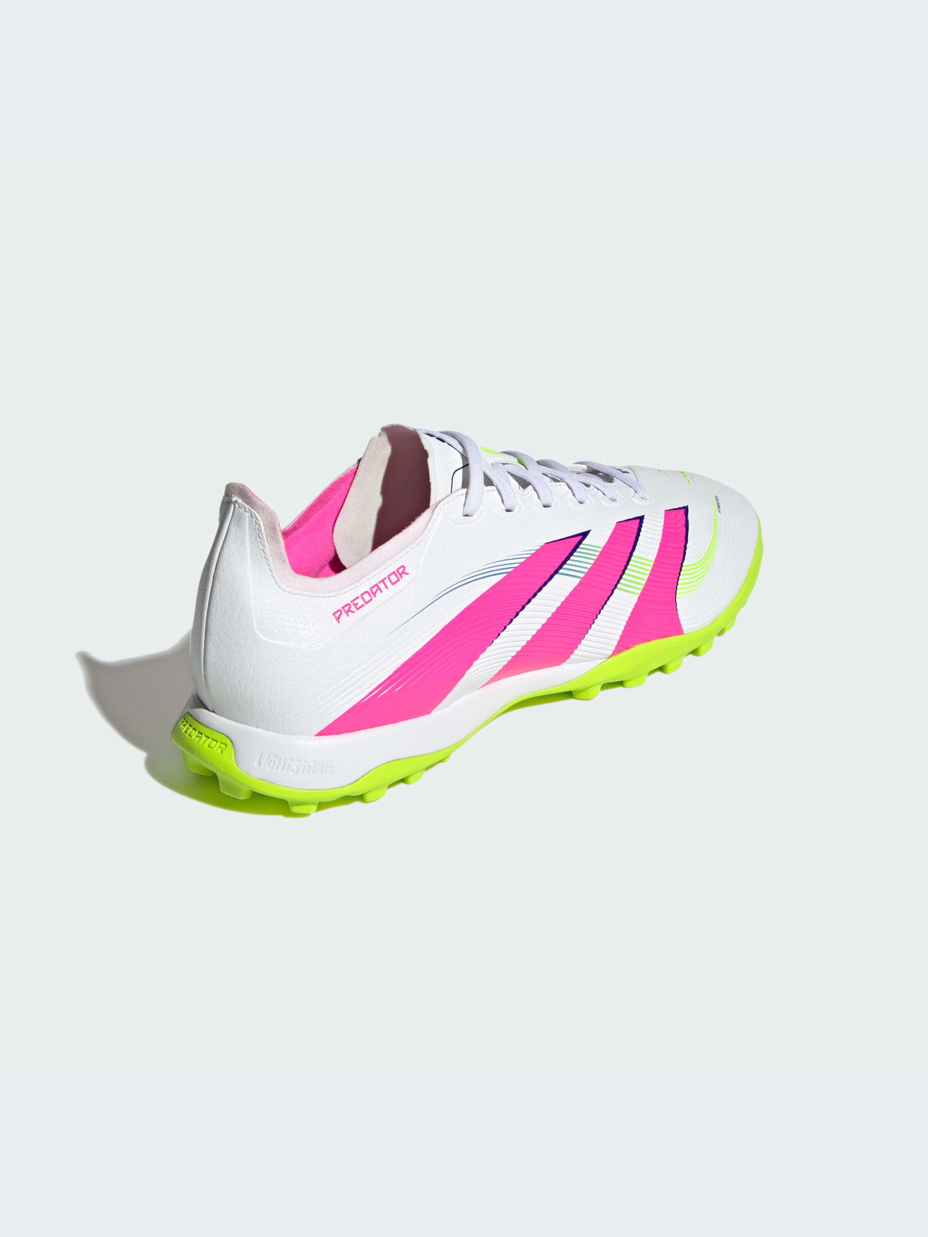 Кроссовки Adidas Predator модель ID3767-KZ Фото