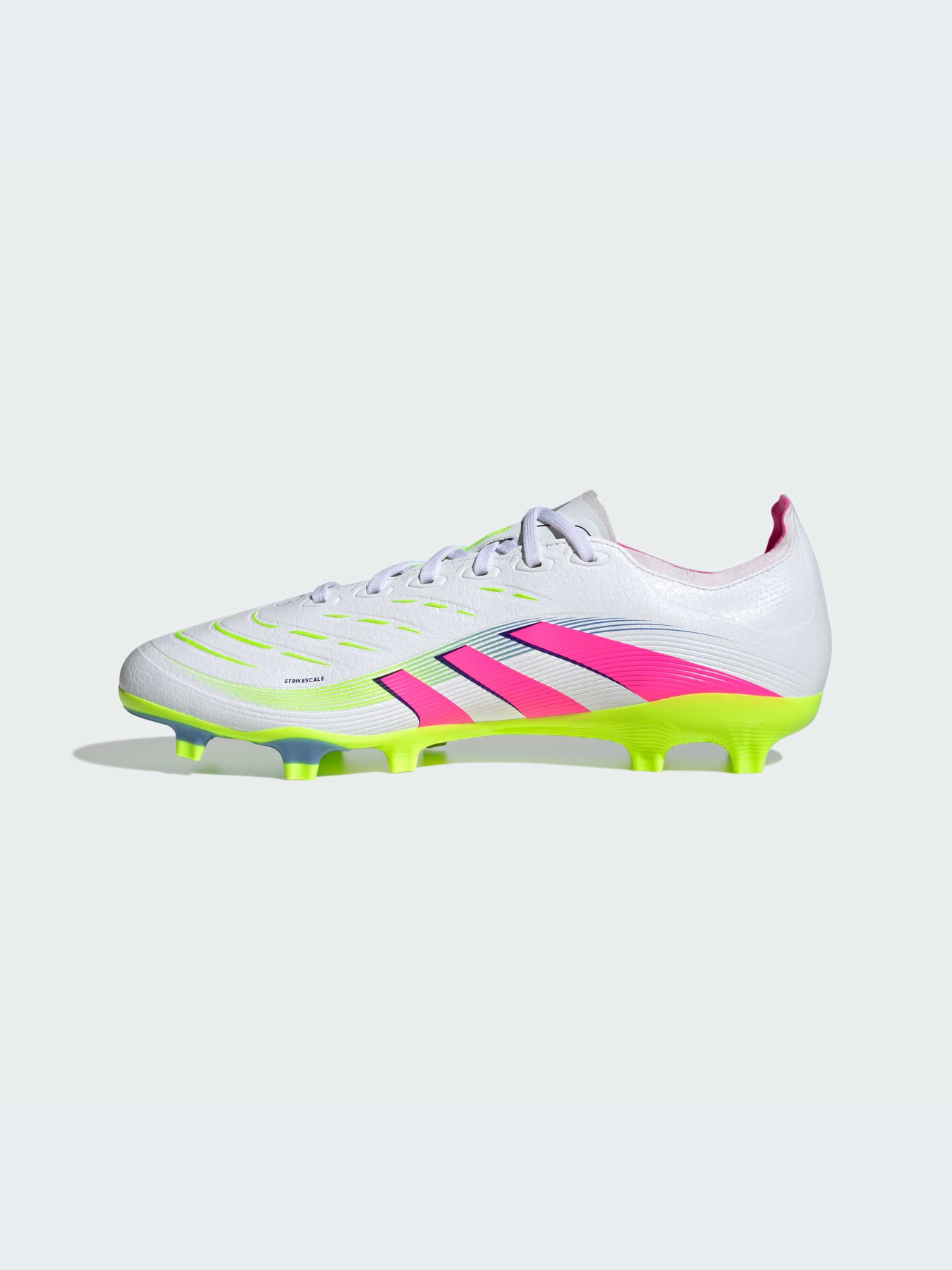 Кроссовки Adidas Predator модель ID1330-KZ Фото