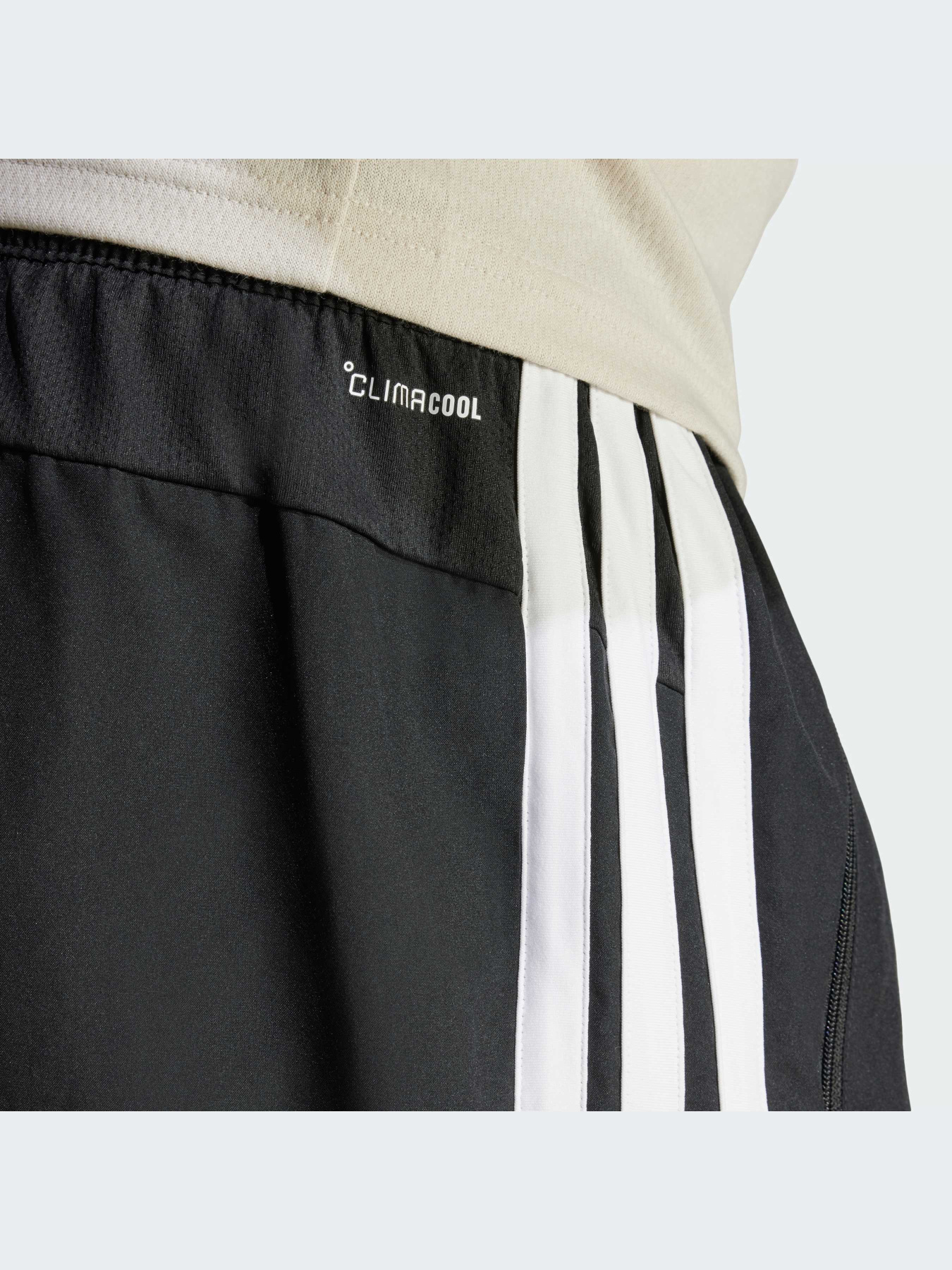 Шорты Adidas модель JC7718-KZ Шорты Adidas модель JC7718-KZ Фото