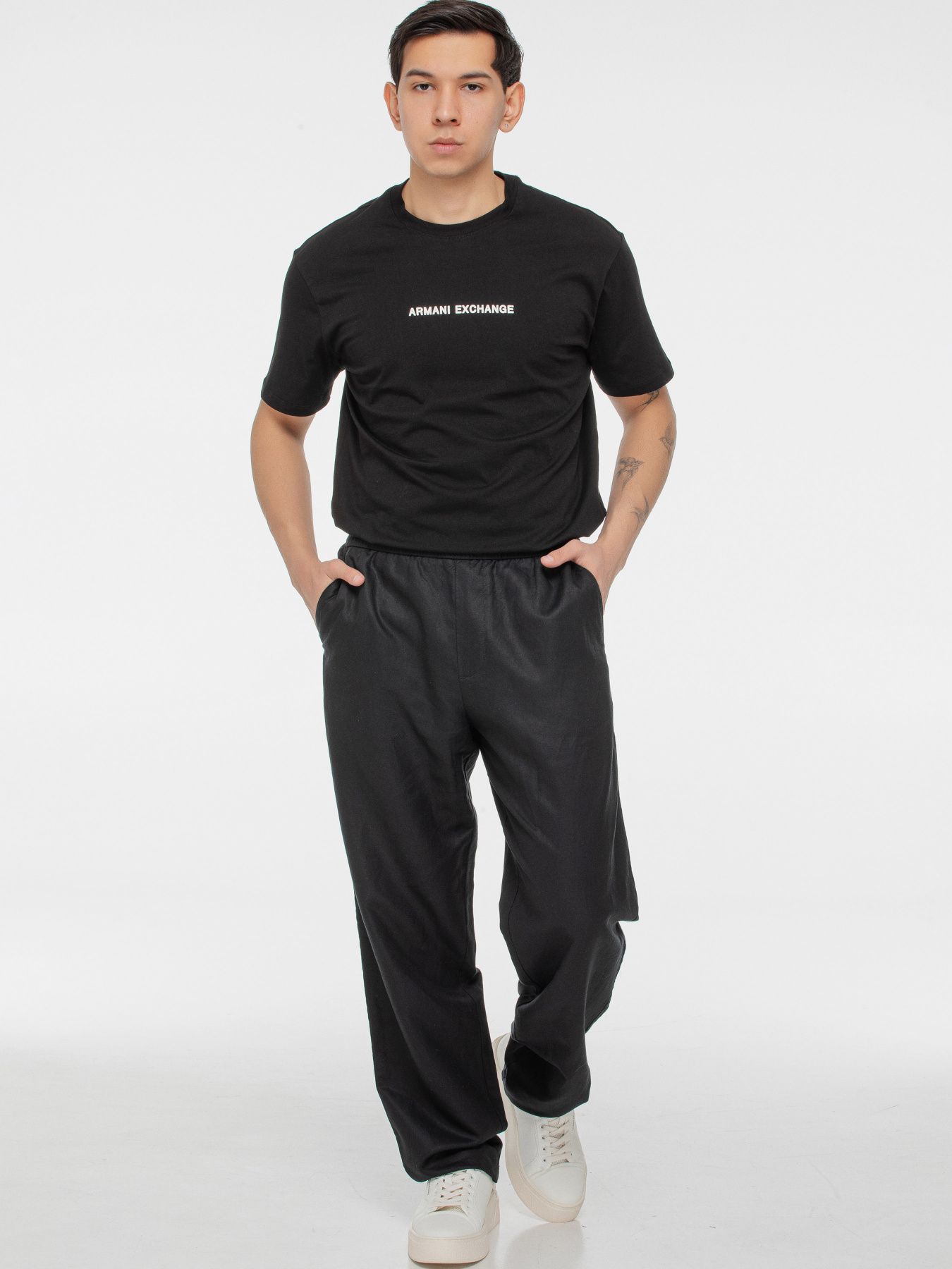 Брюки Armani Exchange модель XM000655-AF13180-UC001 Фото