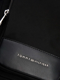 Сумки Tommy Hilfiger модель AM0AM13190-BDS Фото