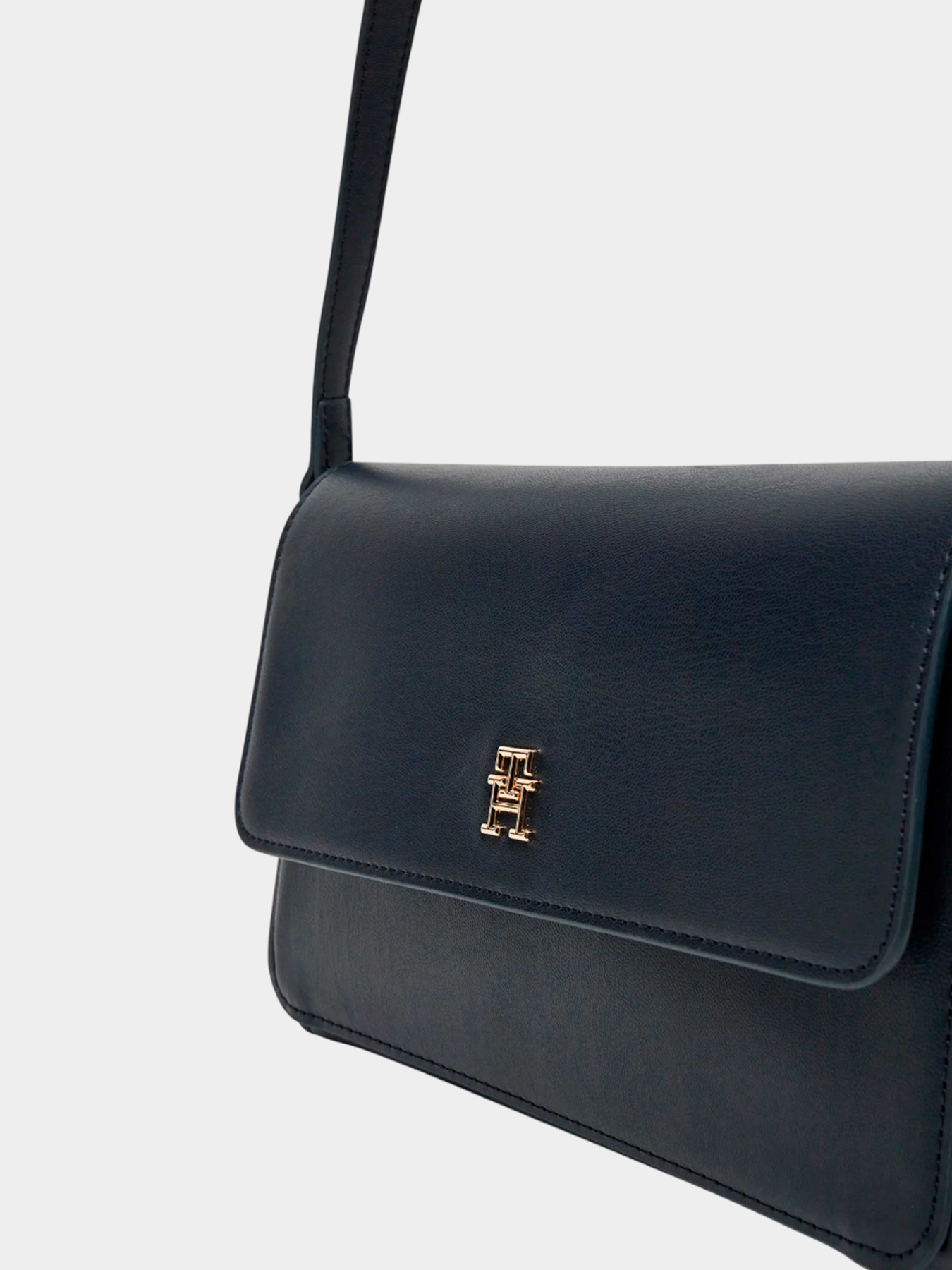 Сумки Tommy Hilfiger модель AW0AW17219-DW6 Фото