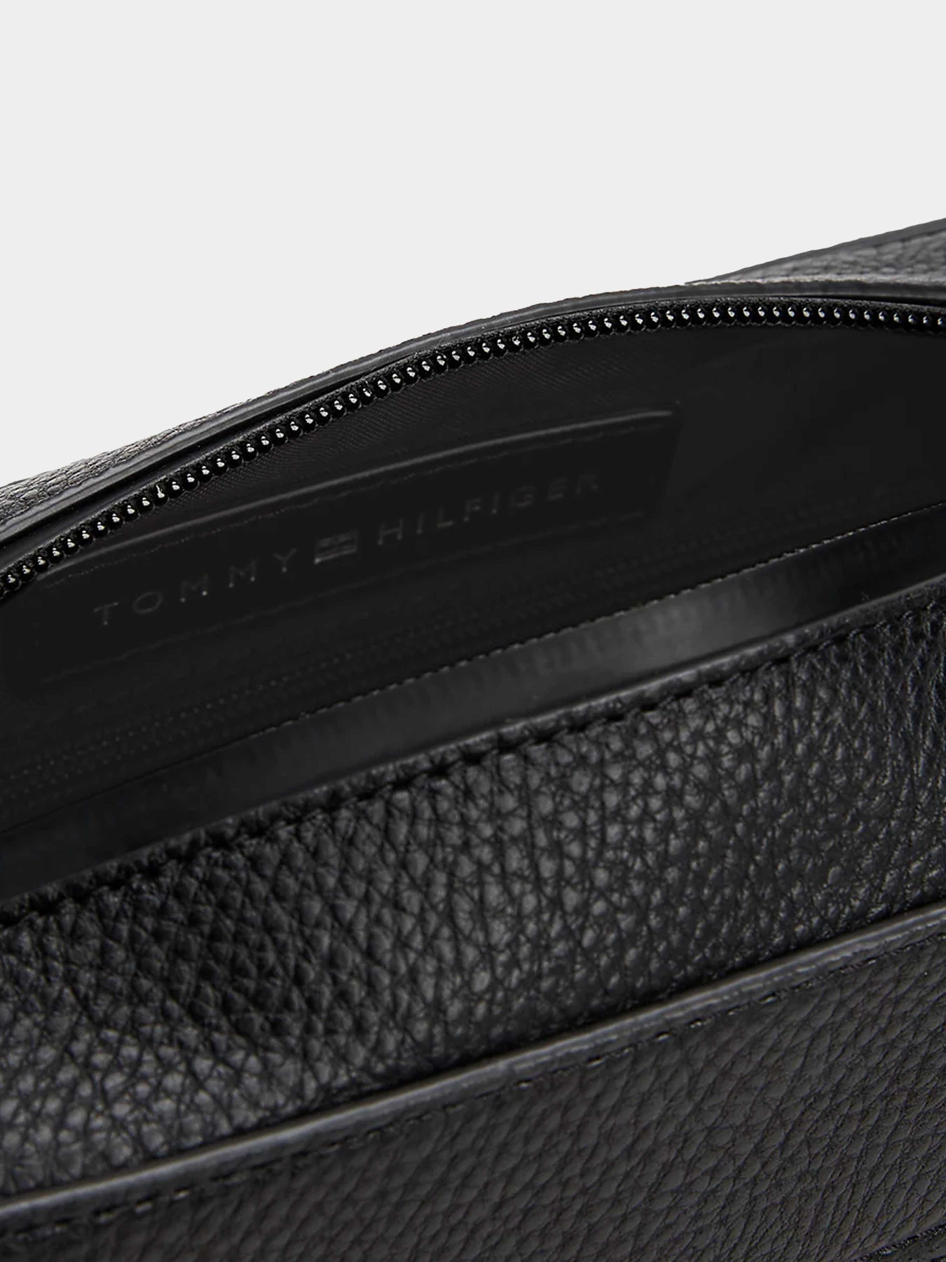 Tommy Hilfiger модель AM0AM13255-BDS Фото