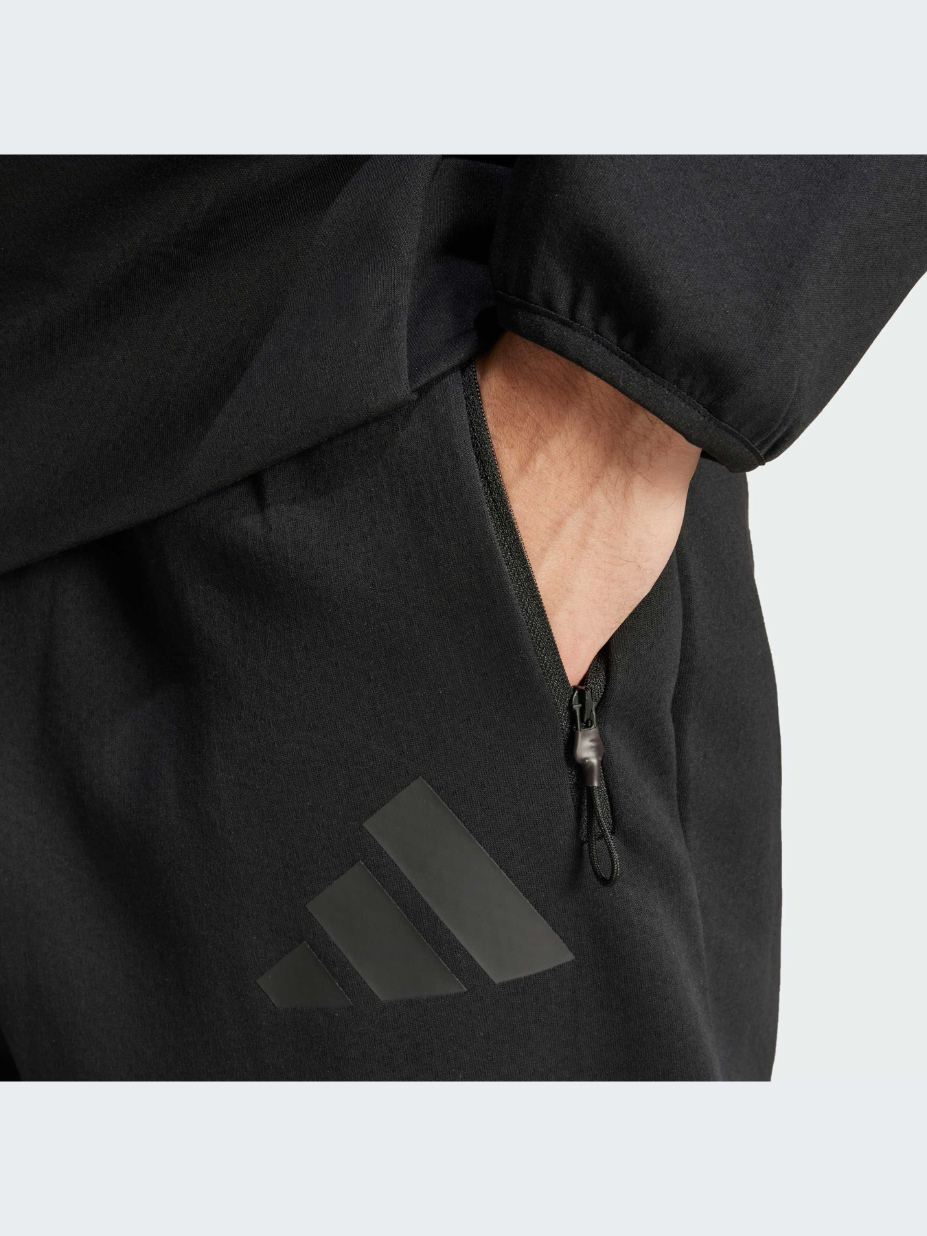 Брюки Adidas ZNE модель JC5478-KZ Фото