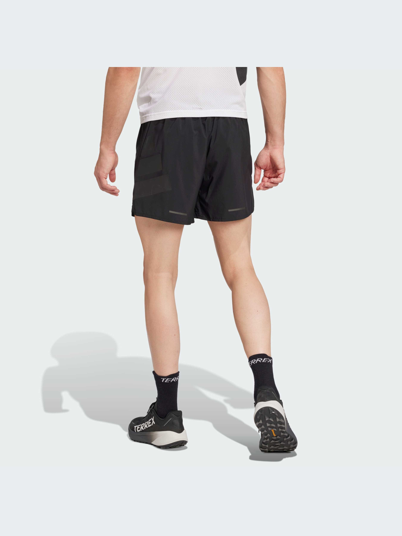 Шорты Adidas модель JE9433-KZ Фото