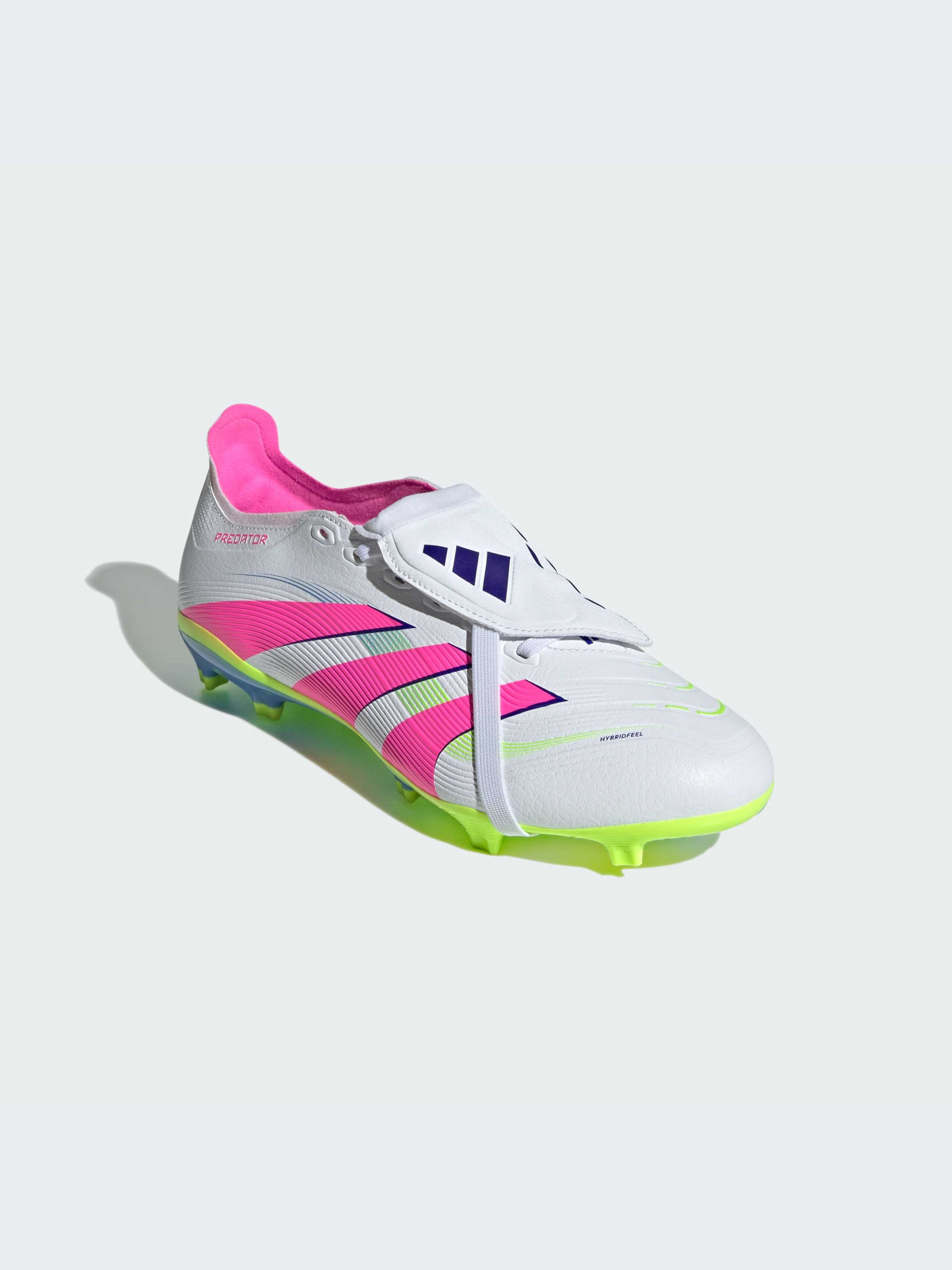 Кроссовки Adidas Predator модель ID1320-KZ Фото