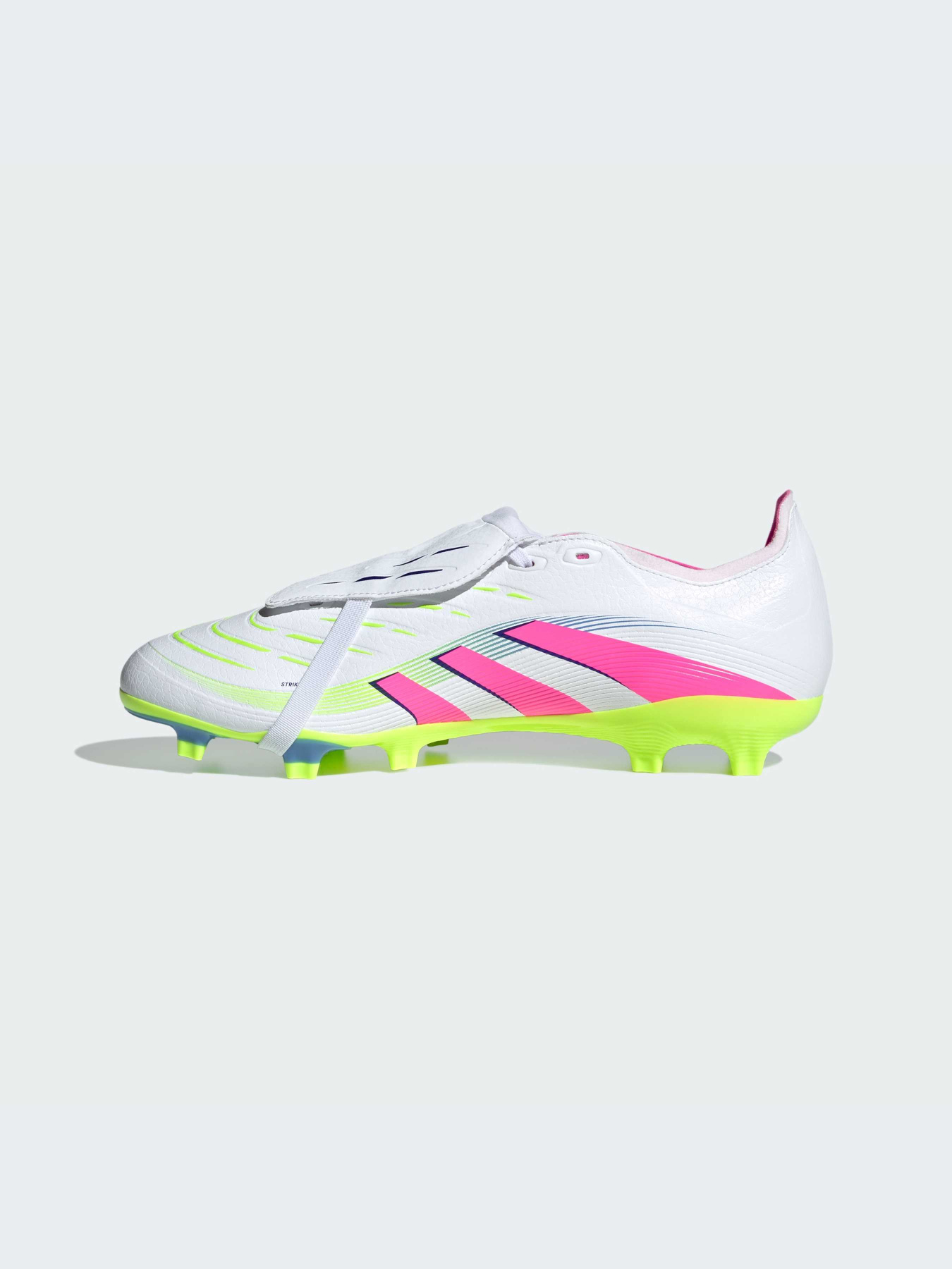 Кроссовки Adidas Predator модель ID1320-KZ Фото