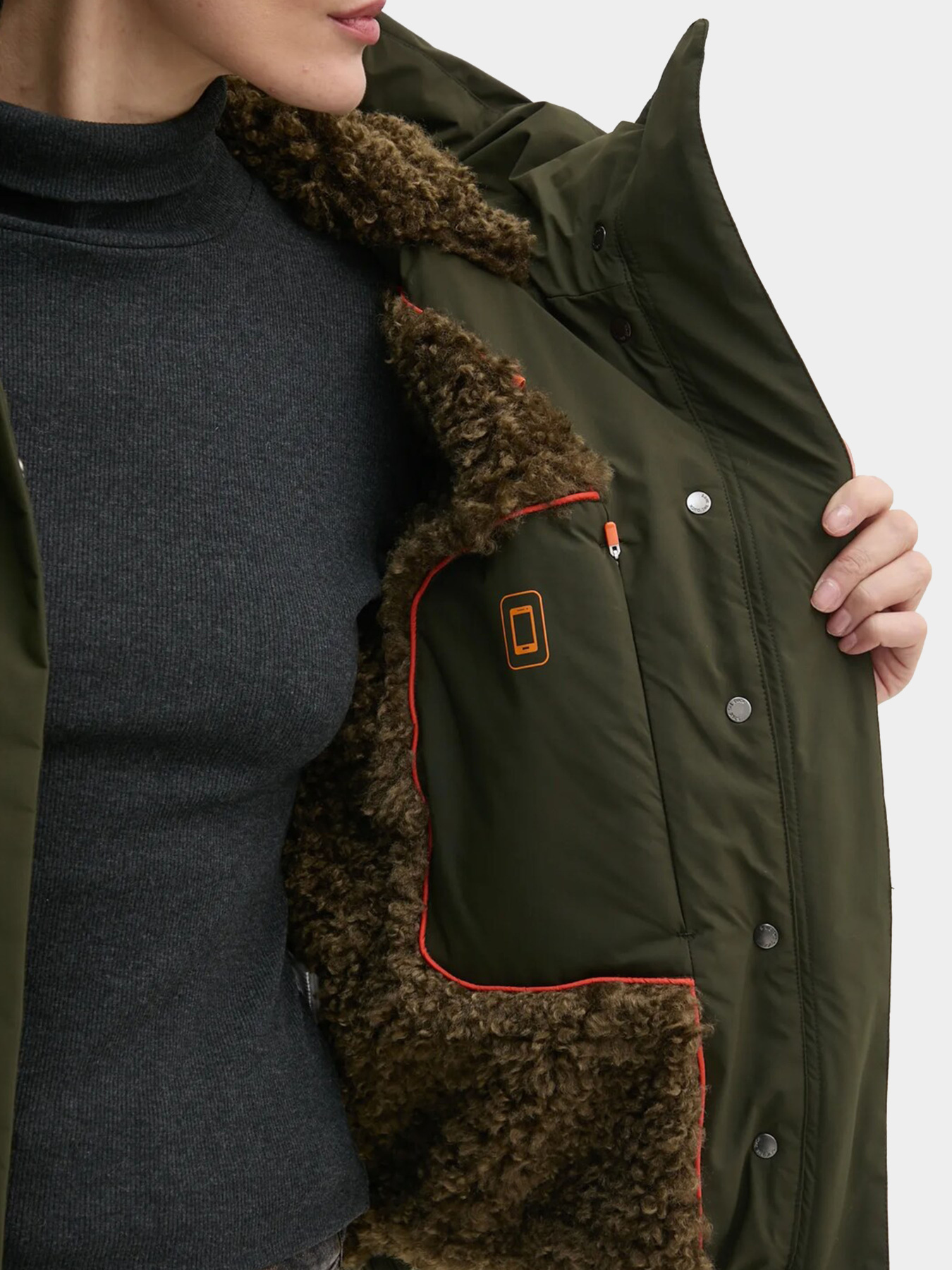 Куртки и дубленки Save the duck модель P32015W-MATT19-50030-GREEN BLACK Фото