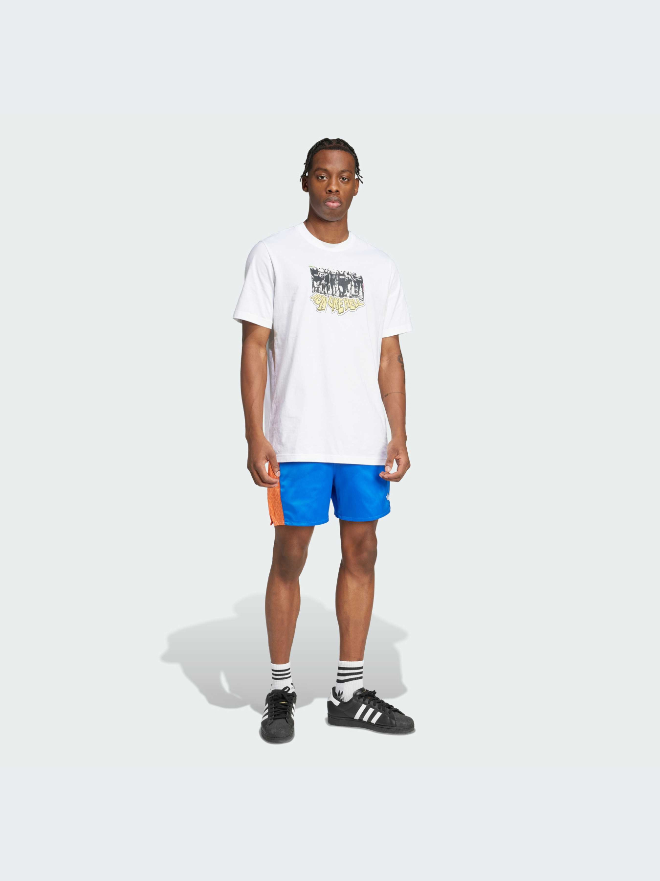 Шорты Adidas Graphics модель JD0704-KZ Фото