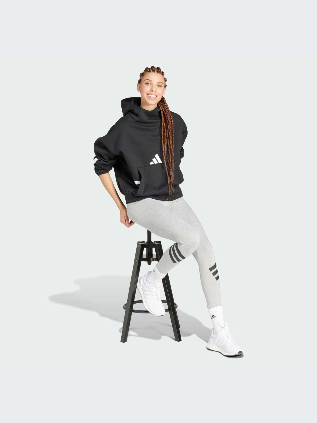 Худи и свитшоты Adidas ZNE модель JJ4760-KZ Фото