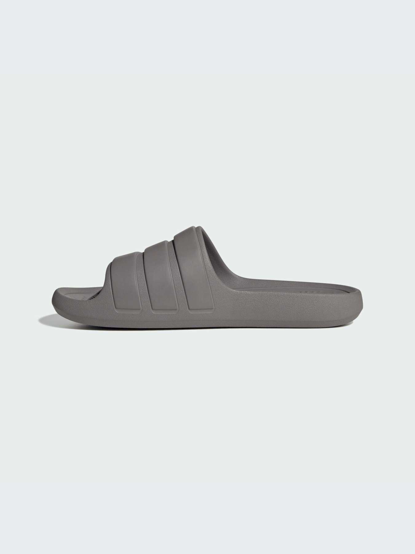 Шлёпанцы Adidas Adilette модель JP5680-KZ Шлёпанцы Adidas Adilette модель JP5680-KZ Фото