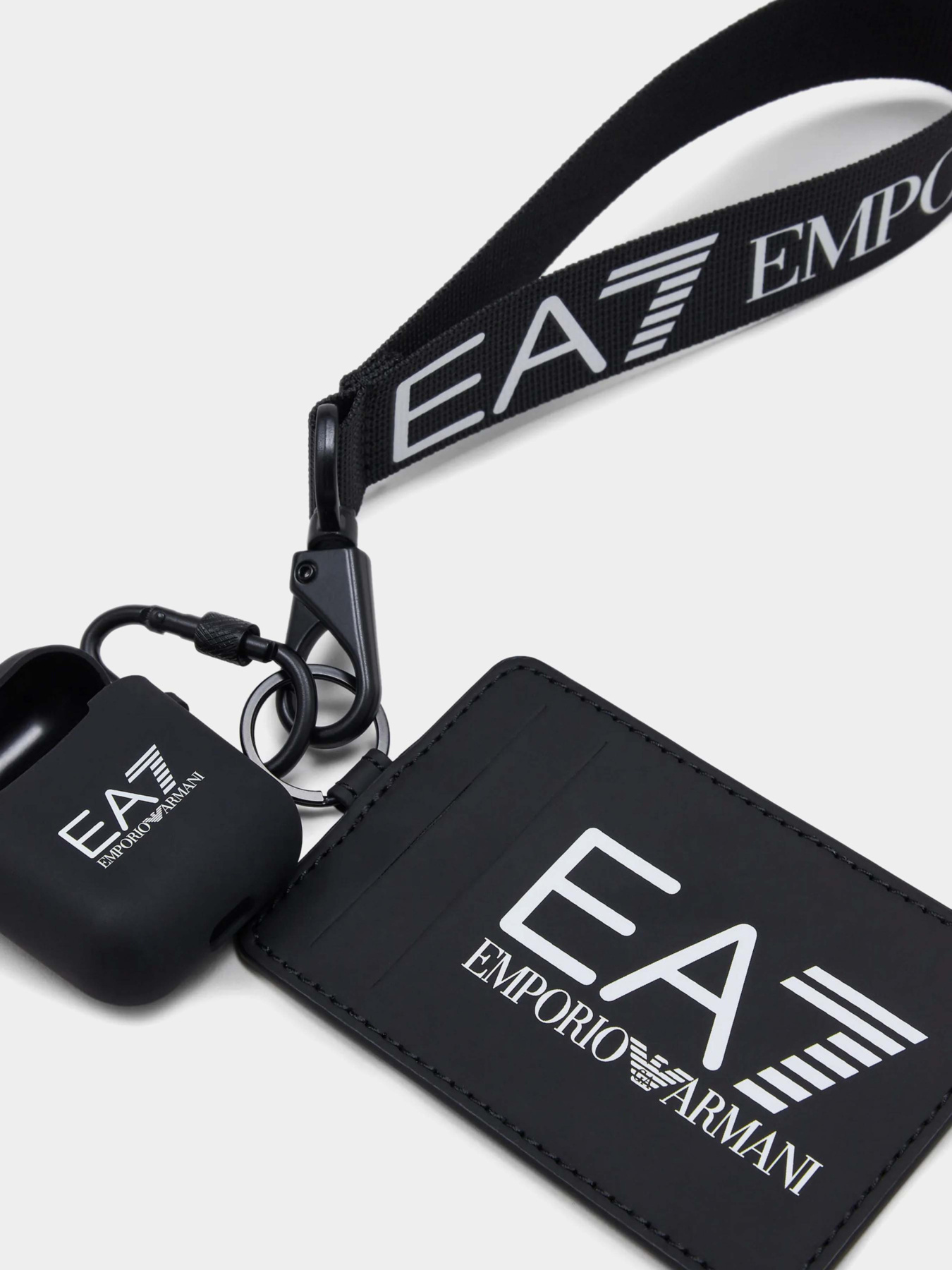 Аксессуары для смартфонов EA7 модель 245103-3R910-95020 Аксессуары для смартфонов EA7 модель 245103-3R910-95020 Фото