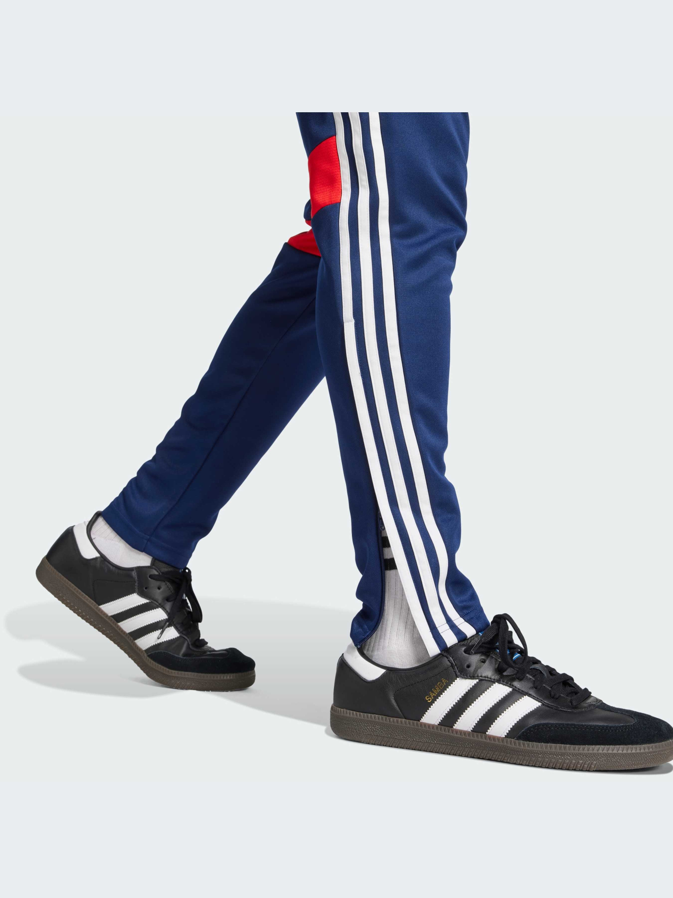 Брюки Adidas Tiro модель JD0443-KZ Фото