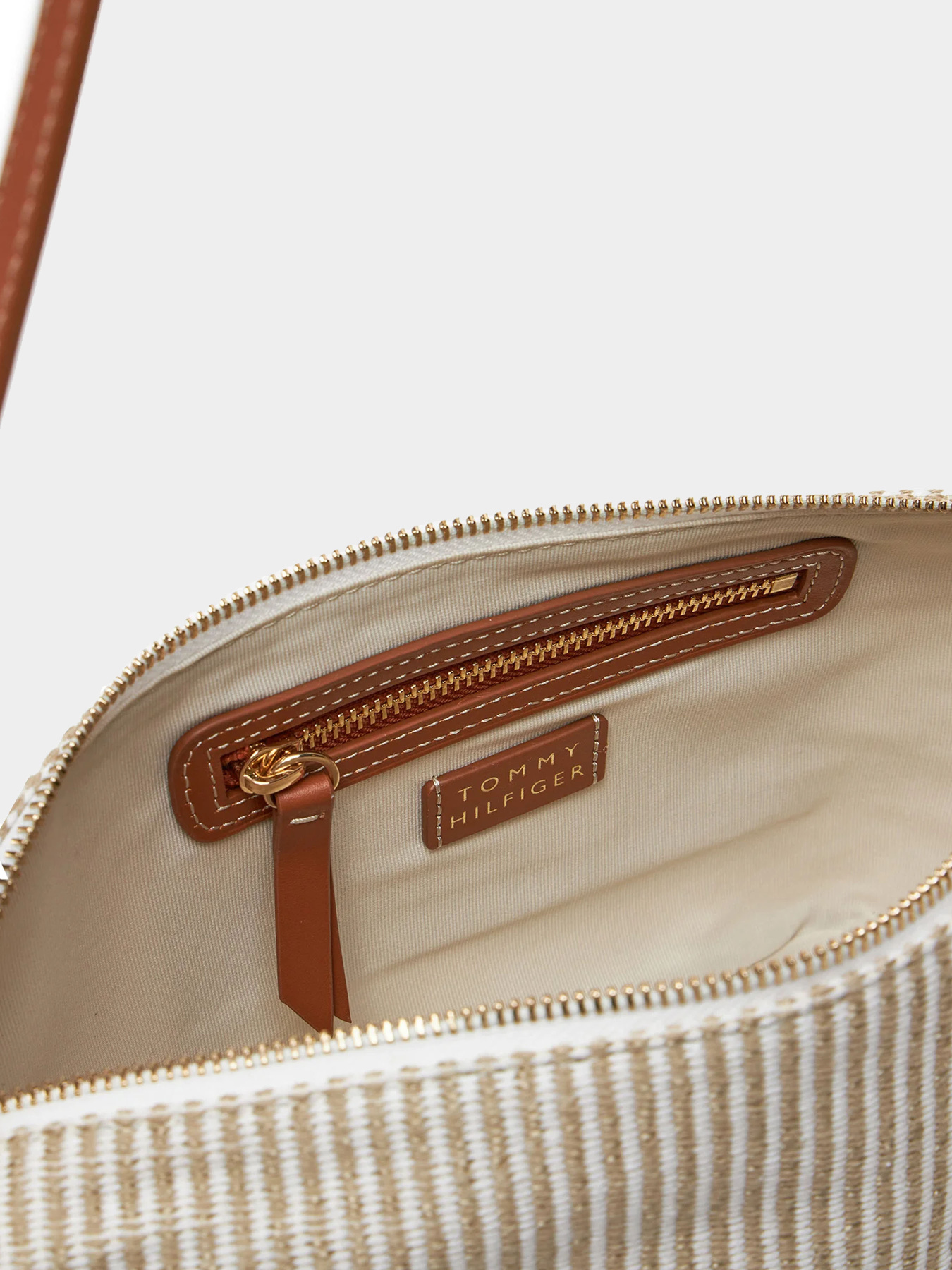 Сумки Tommy Hilfiger модель AW0AW17177-0F4 Фото