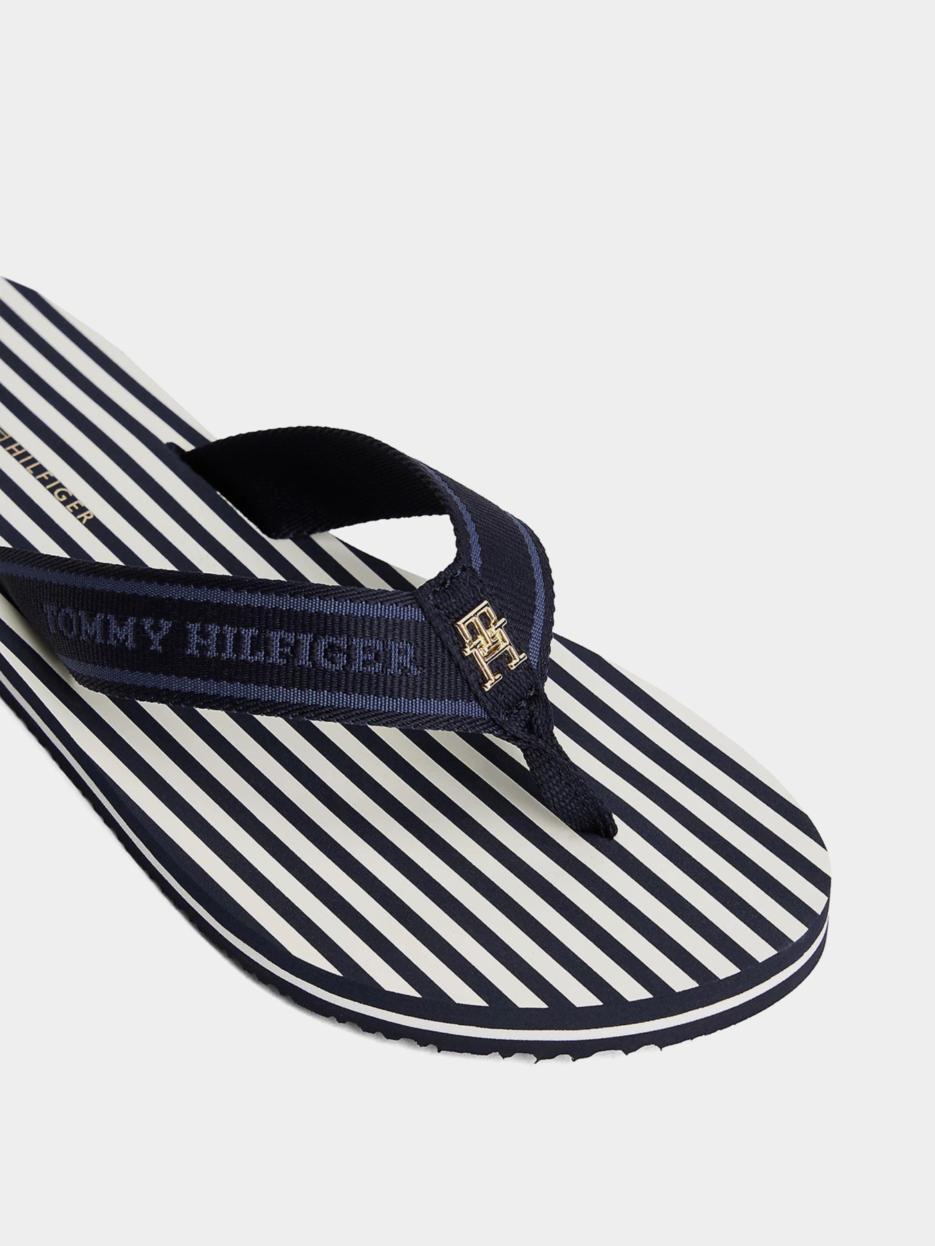 Шлёпанцы Tommy Hilfiger модель FW0FW08528-DW6 Фото