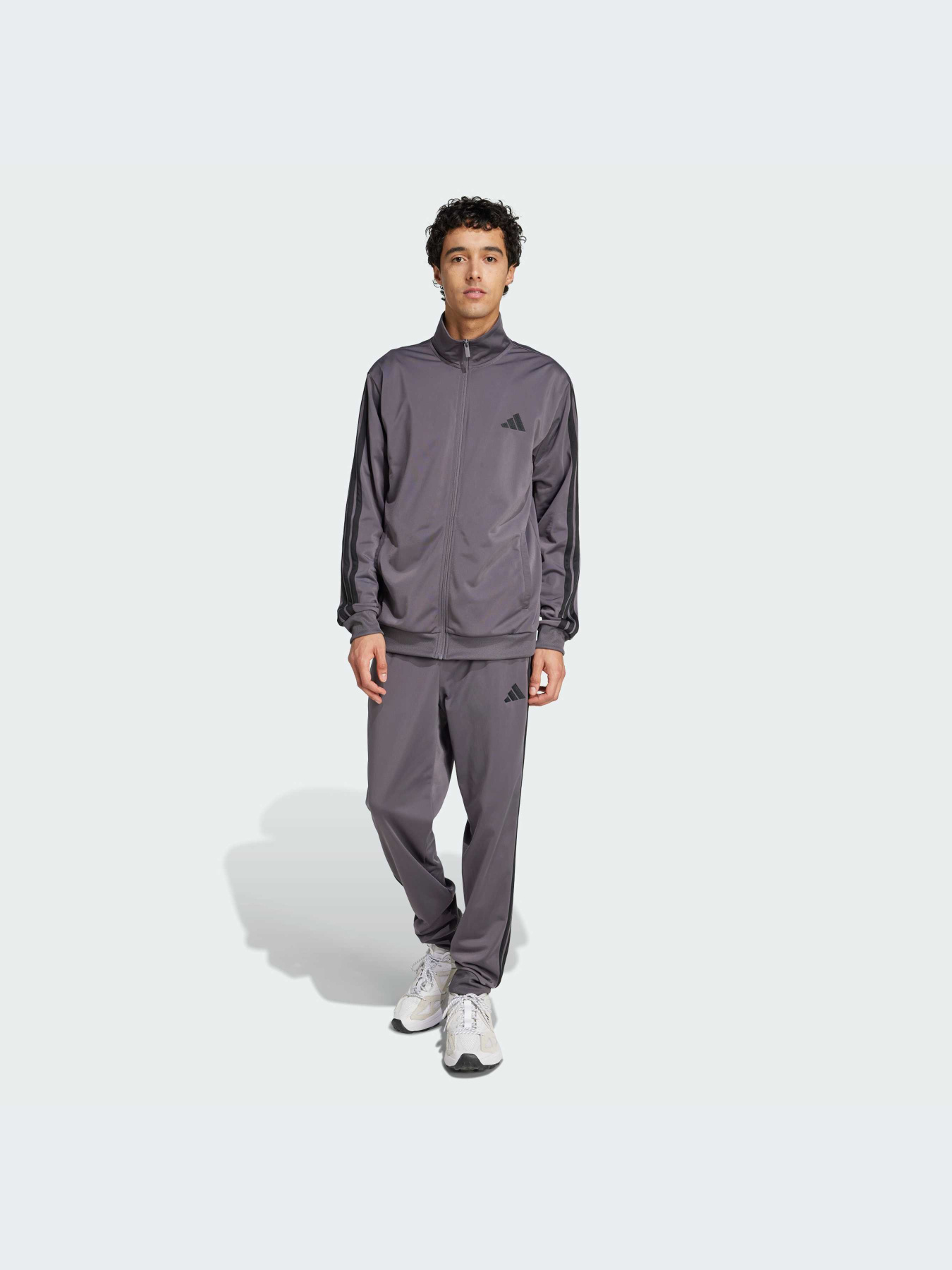 Костюмы Adidas 3 Stripes модель JI8856-KZ Костюмы Adidas 3 Stripes модель JI8856-KZ Фото