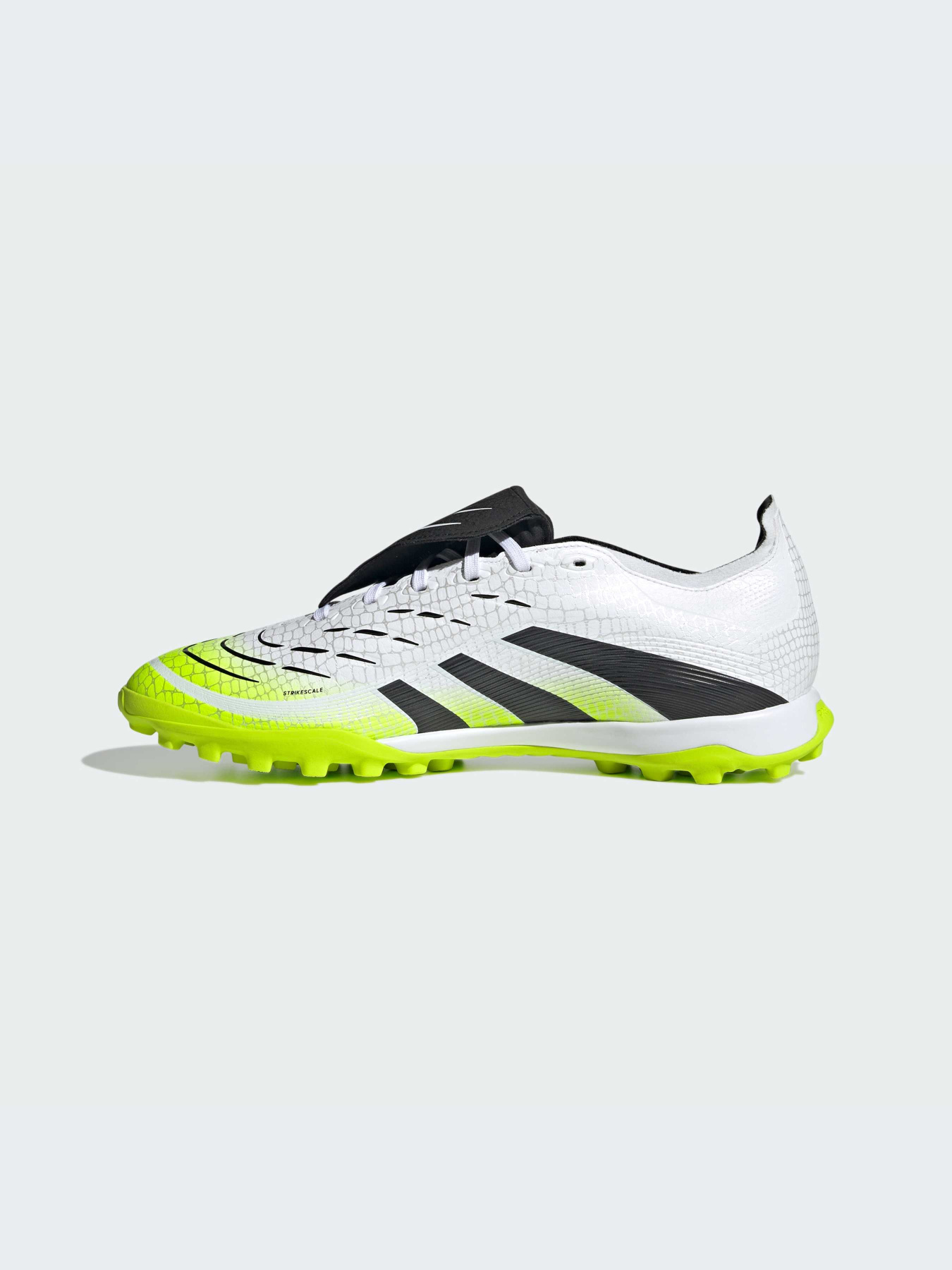 Кроссовки Adidas Predator модель JQ1072-KZ Фото