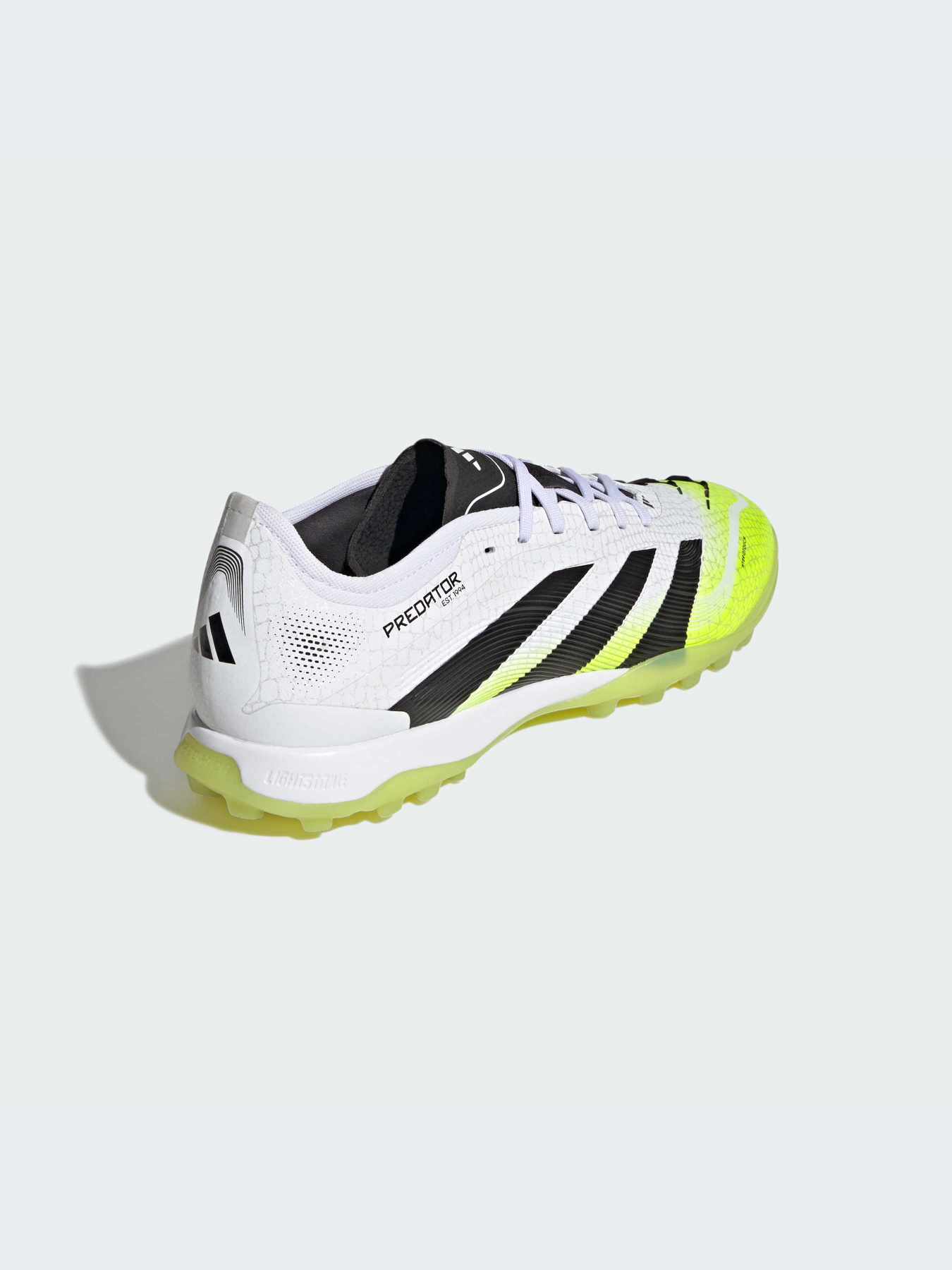 Кроссовки Adidas Predator модель JI1181-KZ Фото