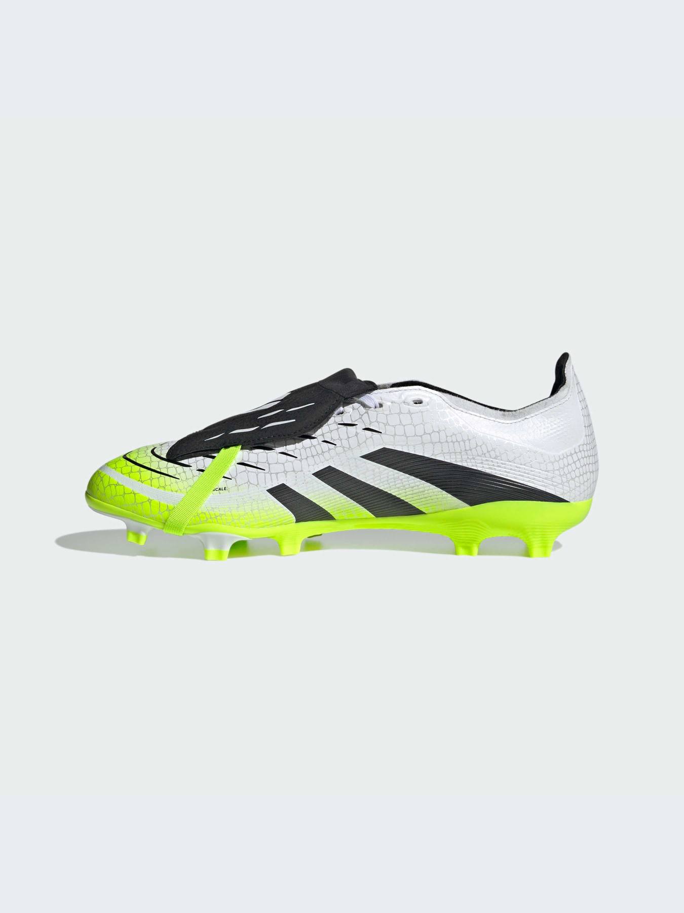 Кроссовки Adidas Predator модель JI1111-KZ Фото
