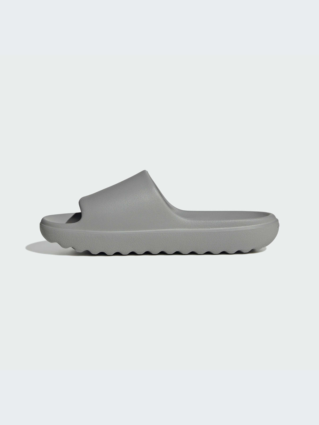 Шлёпанцы Adidas Adilette модель JP9581-KZ Шлёпанцы Adidas Adilette модель JP9581-KZ Фото