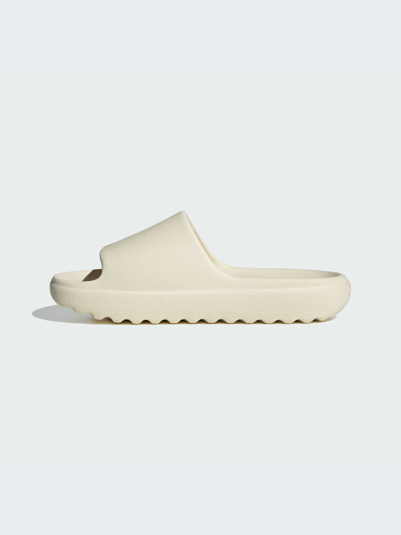 Шлёпанцы Adidas Adilette модель JP9578-KZ Шлёпанцы Adidas Adilette модель JP9578-KZ Фото