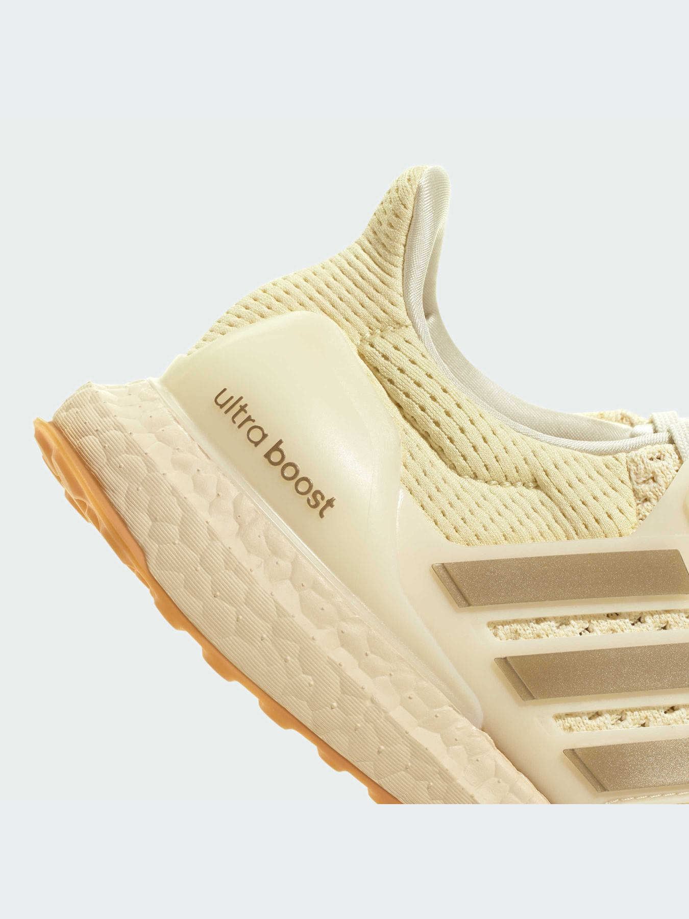 Кроссовки Adidas Ultraboost модель JS1265-KZ Фото