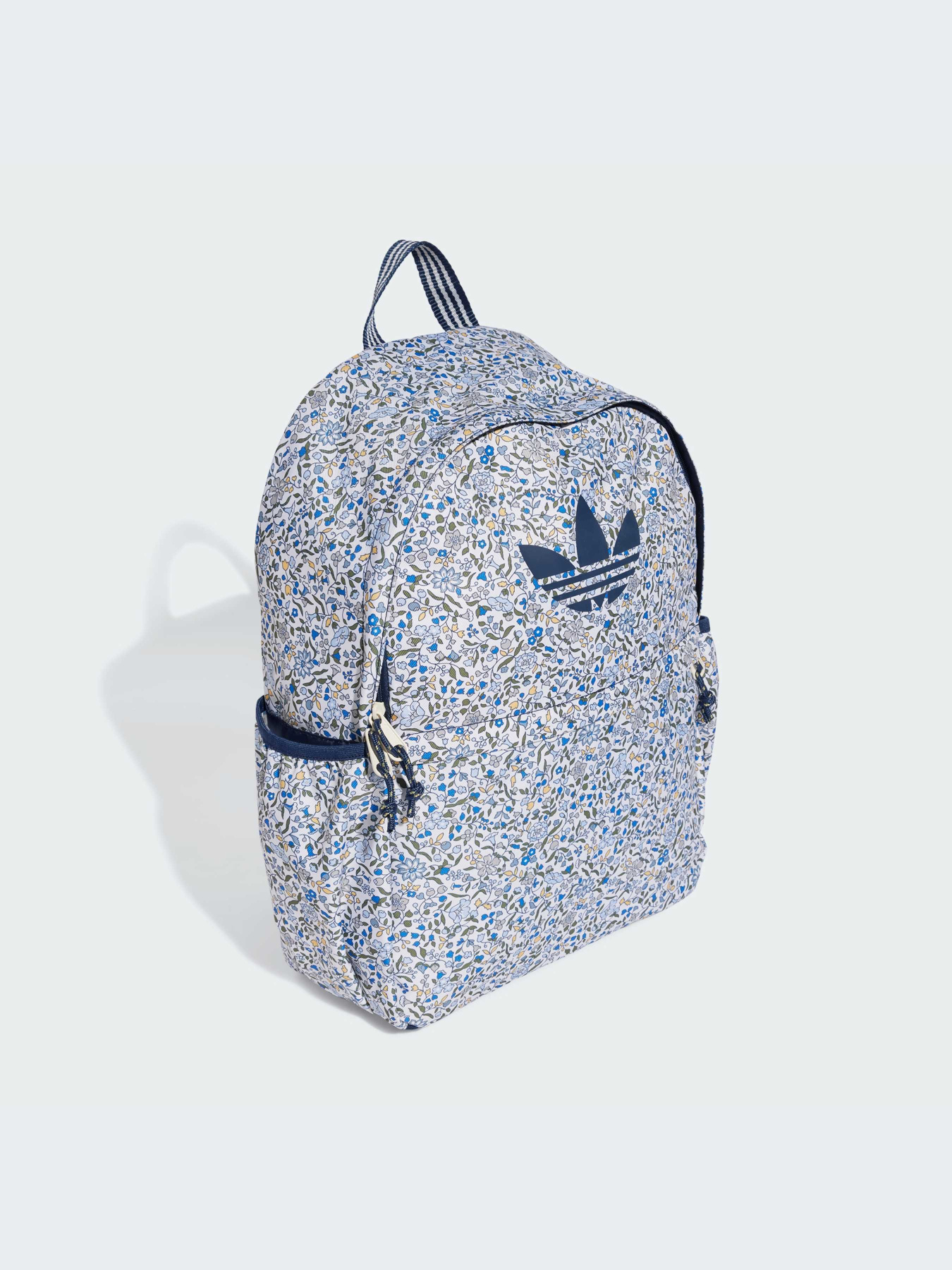 Рюкзаки Adidas модель JW0318-KZ Рюкзаки Adidas модель JW0318-KZ Фото