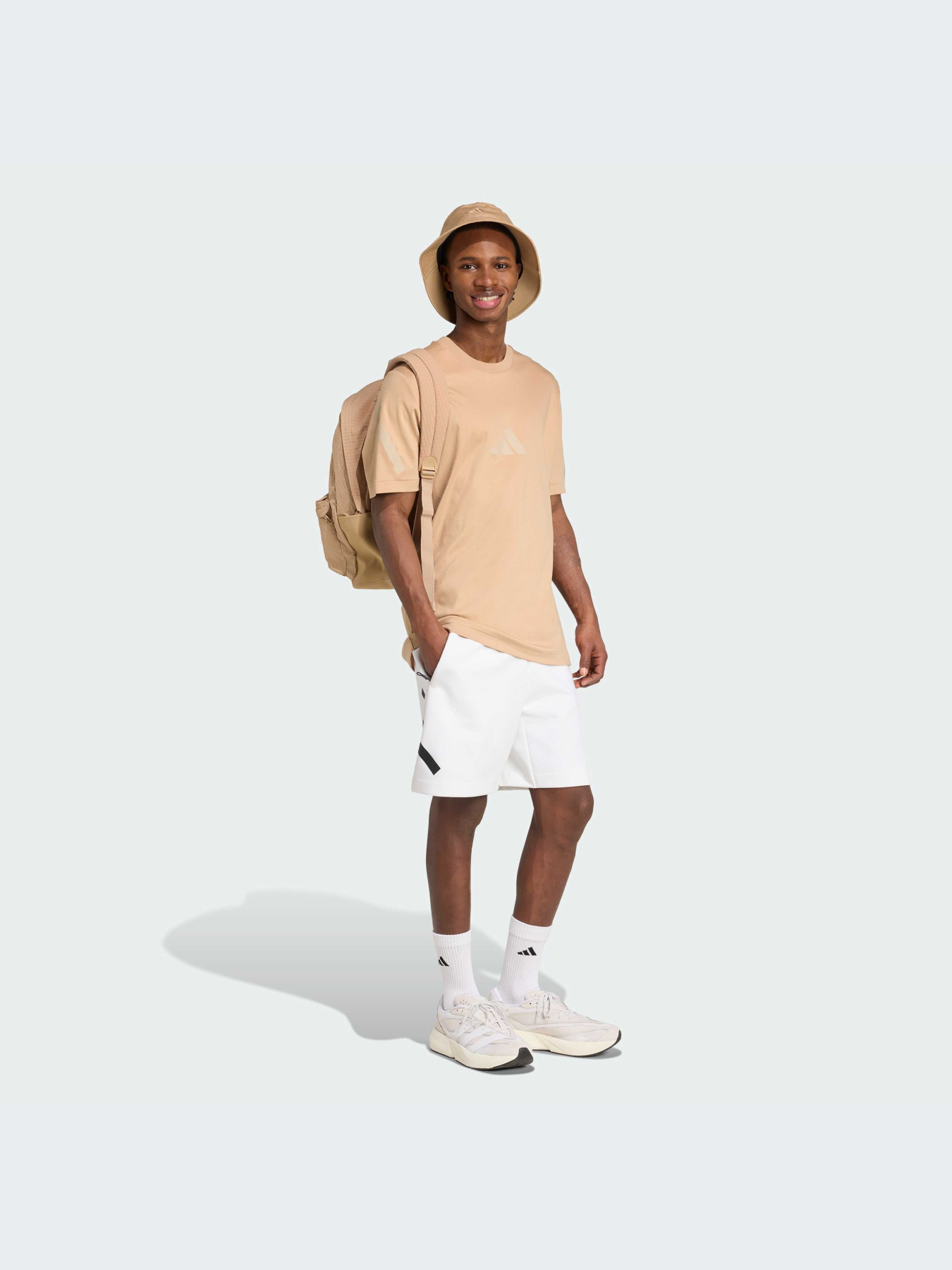 Футболки и поло Adidas ZNE модель JW4737-KZ Футболки и поло Adidas ZNE модель JW4737-KZ Фото