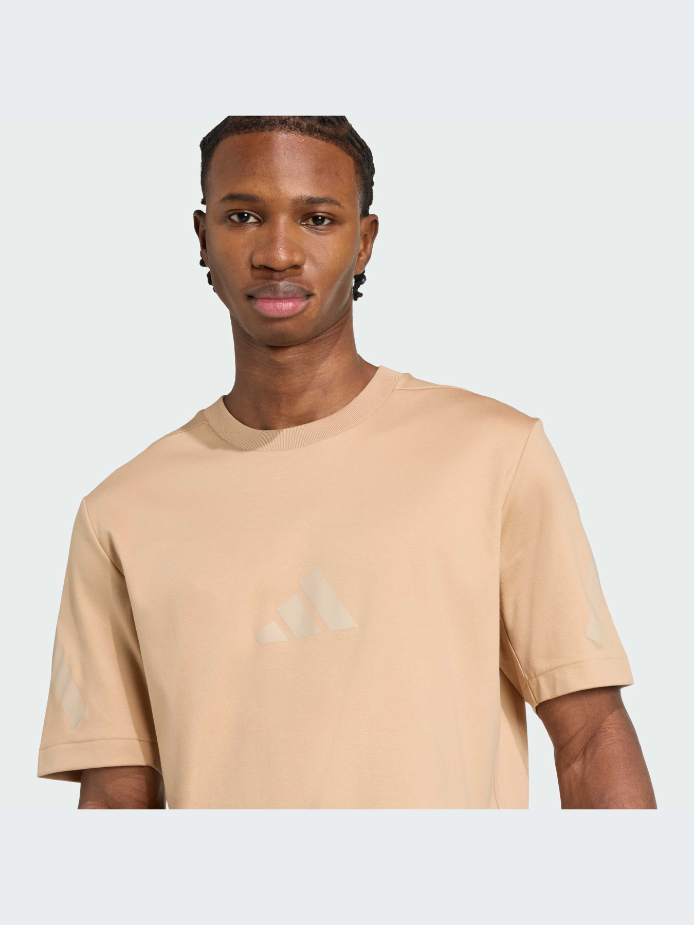 Футболки и поло Adidas ZNE модель JW4737-KZ Футболки и поло Adidas ZNE модель JW4737-KZ Фото