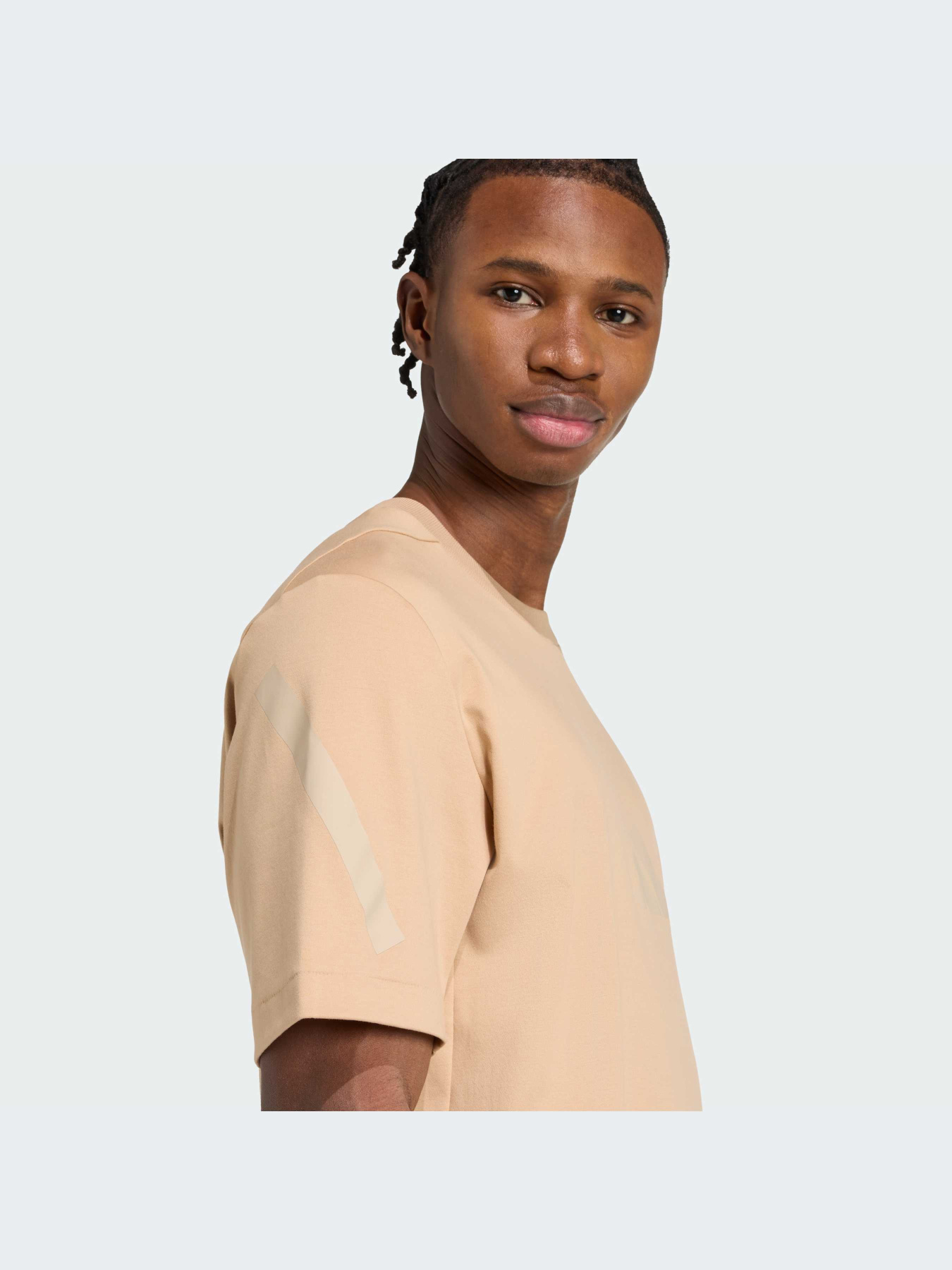 Футболки и поло Adidas ZNE модель JW4737-KZ Футболки и поло Adidas ZNE модель JW4737-KZ Фото