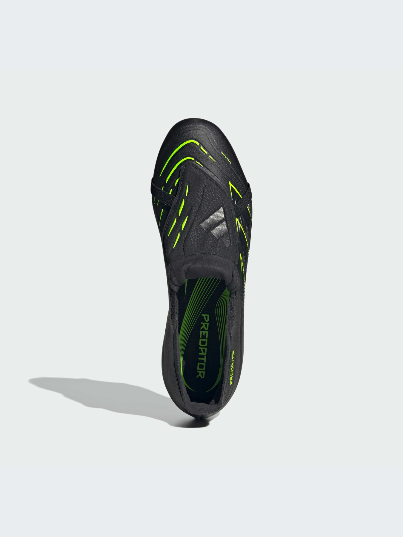 Кроссовки Adidas Predator модель JI1110-KZ Фото