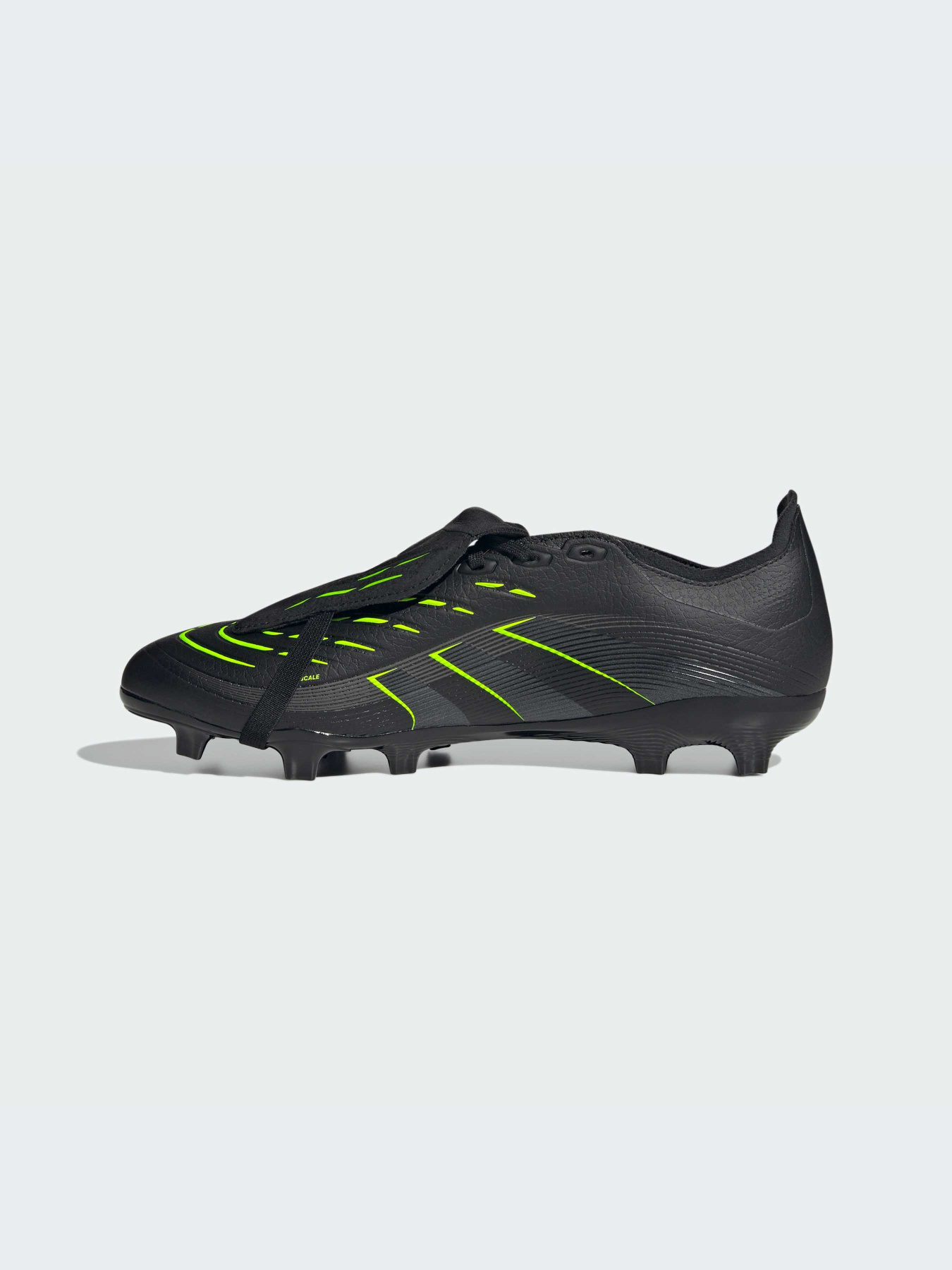 Кроссовки Adidas Predator модель JI1110-KZ Фото