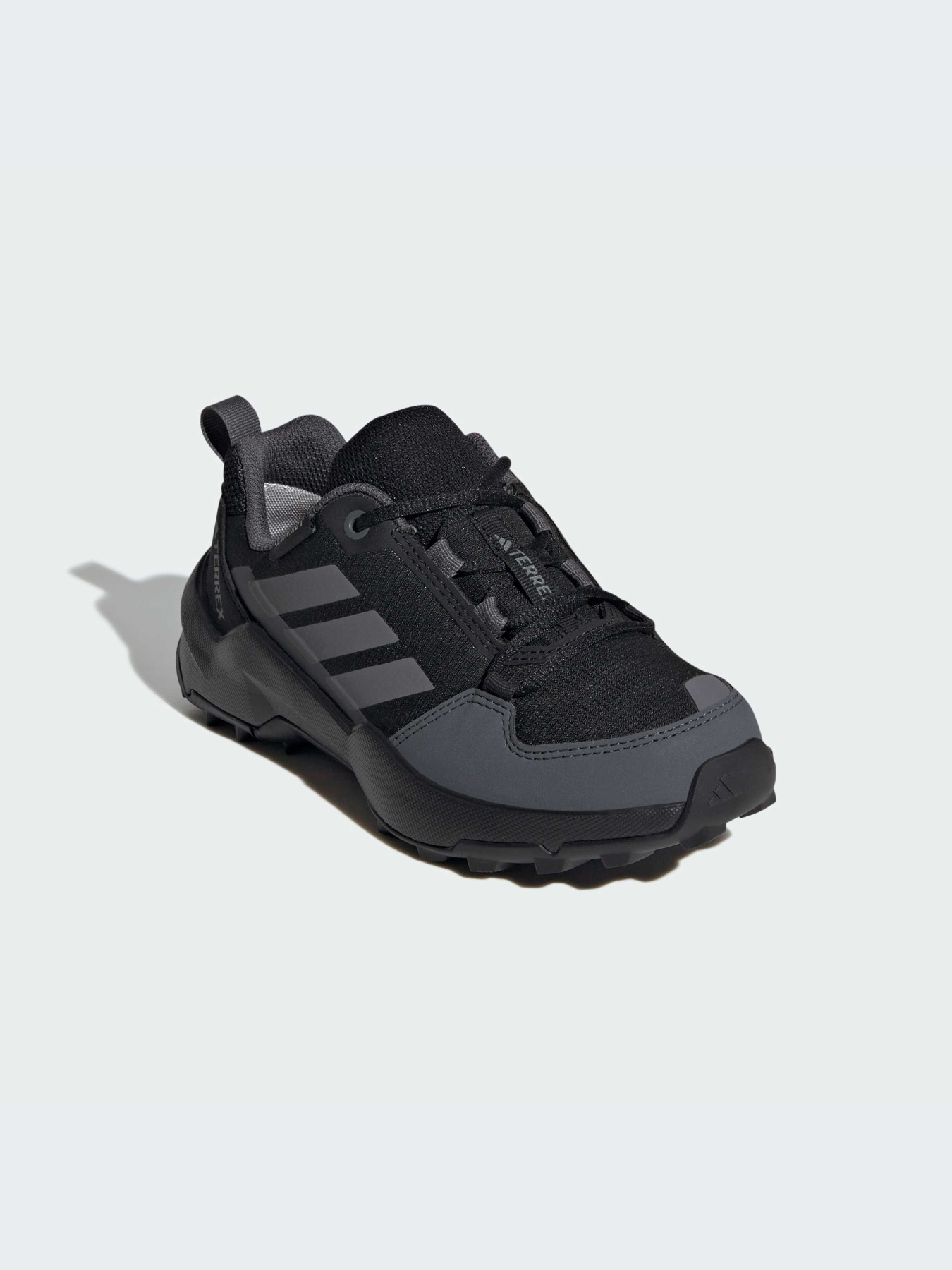 Кроссовки Adidas Terrex модель JI0917-KZ Фото